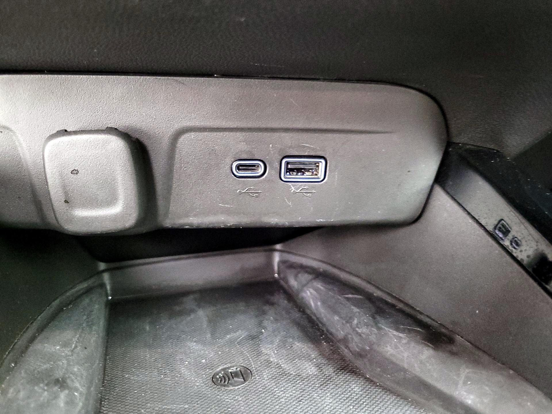 Thumbnail: 2025 Chevrolet Trax - 18