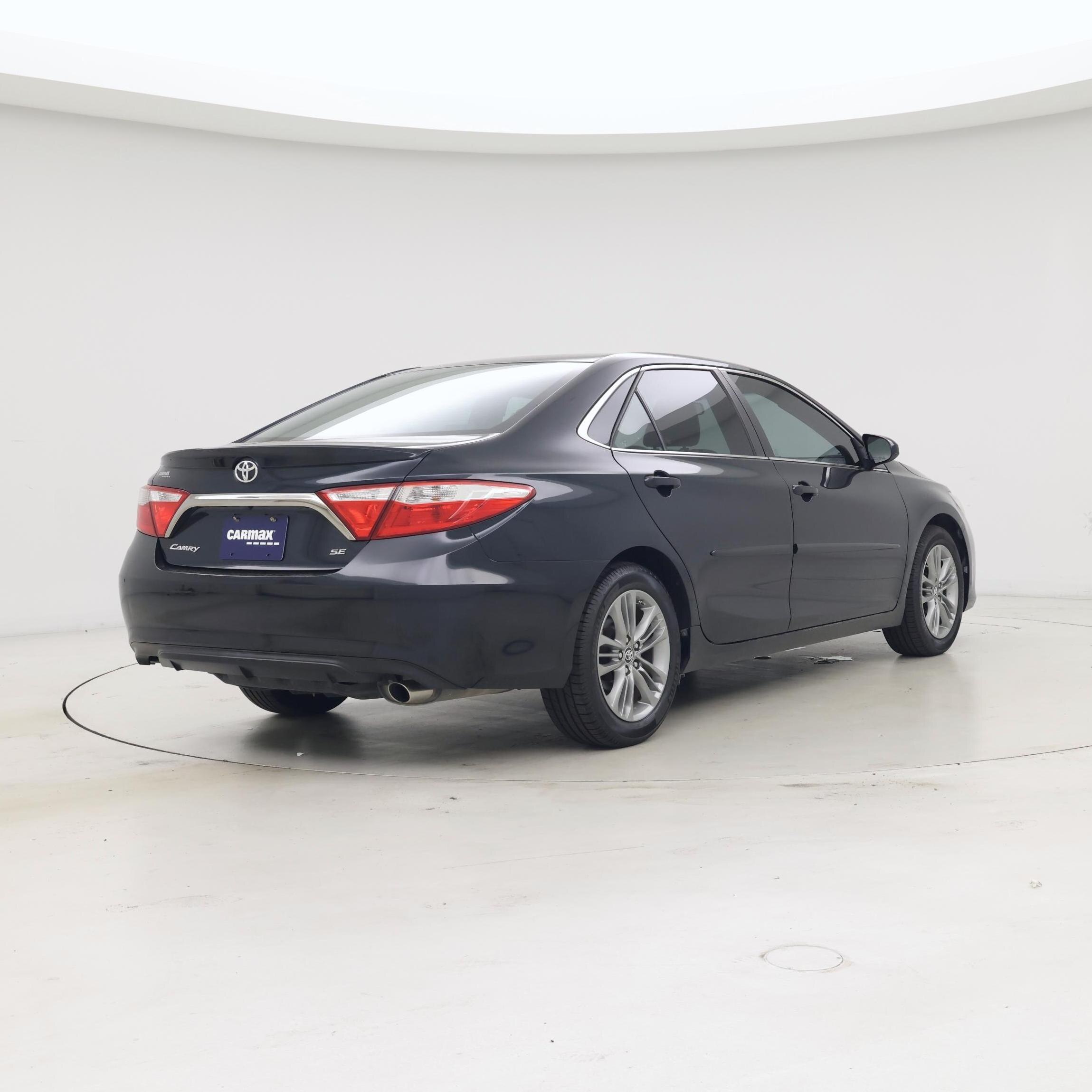 Thumbnail: 2016 Toyota Camry - 8