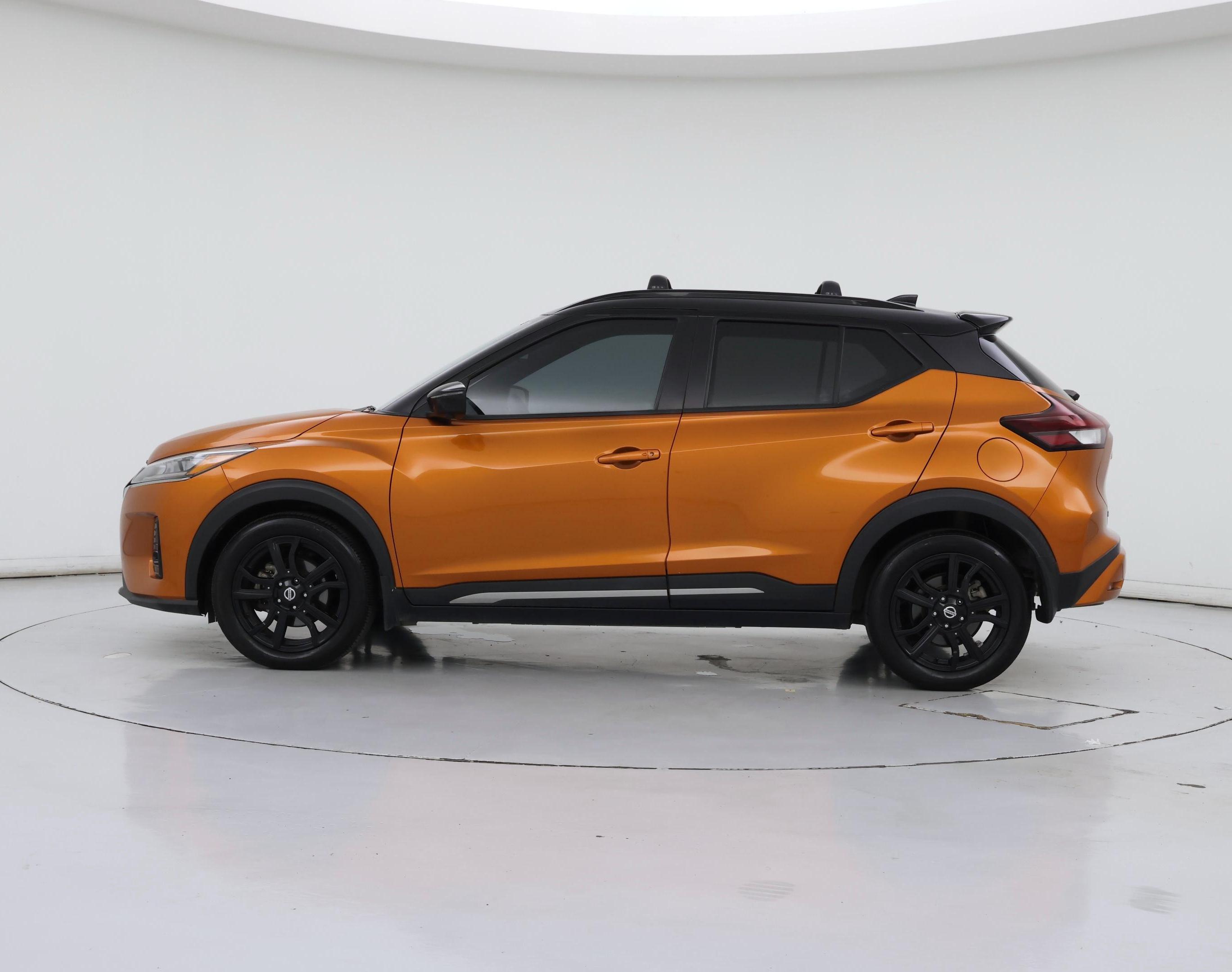 Thumbnail: 2021 Nissan Kicks - 3