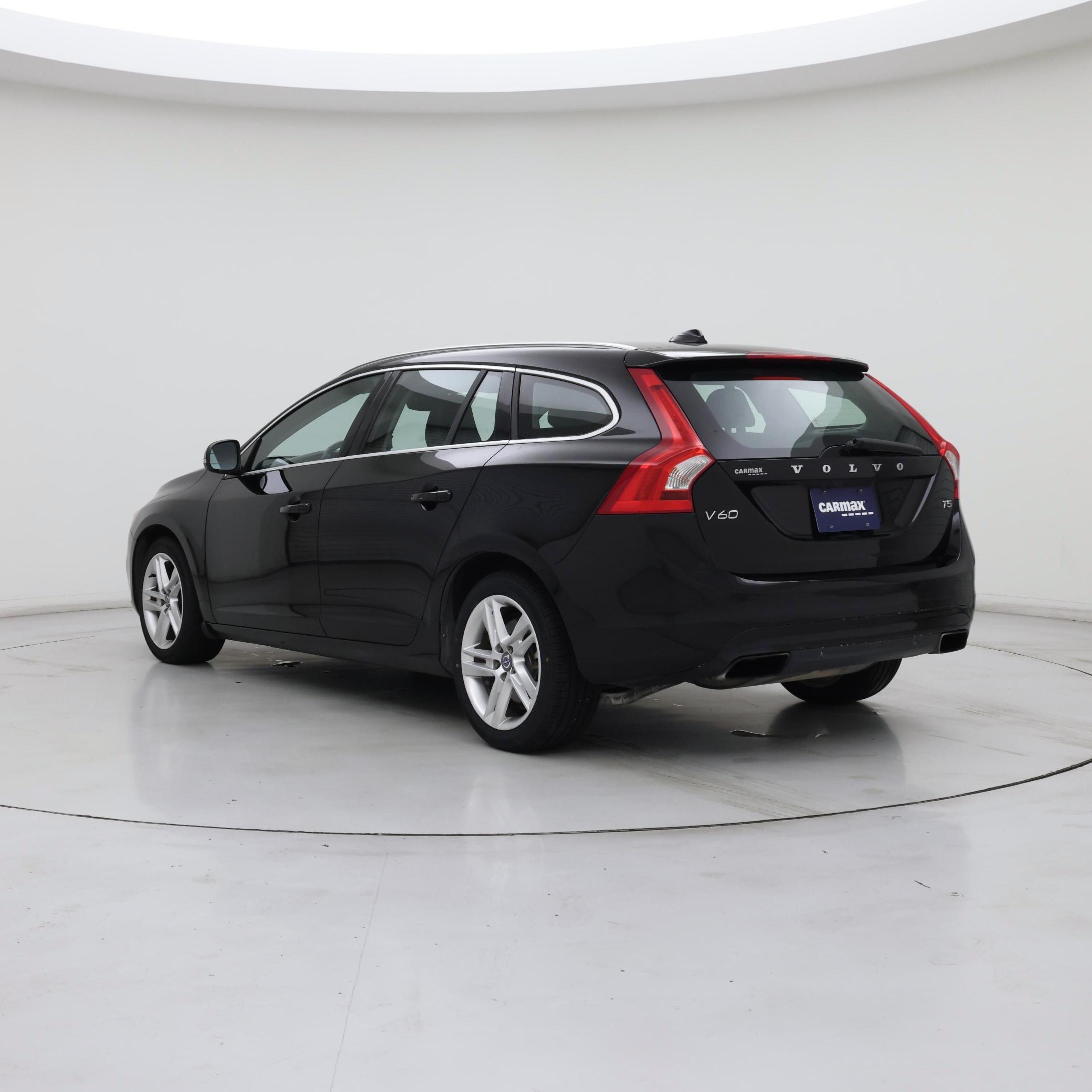 Thumbnail: 2015 Volvo V60 - 2
