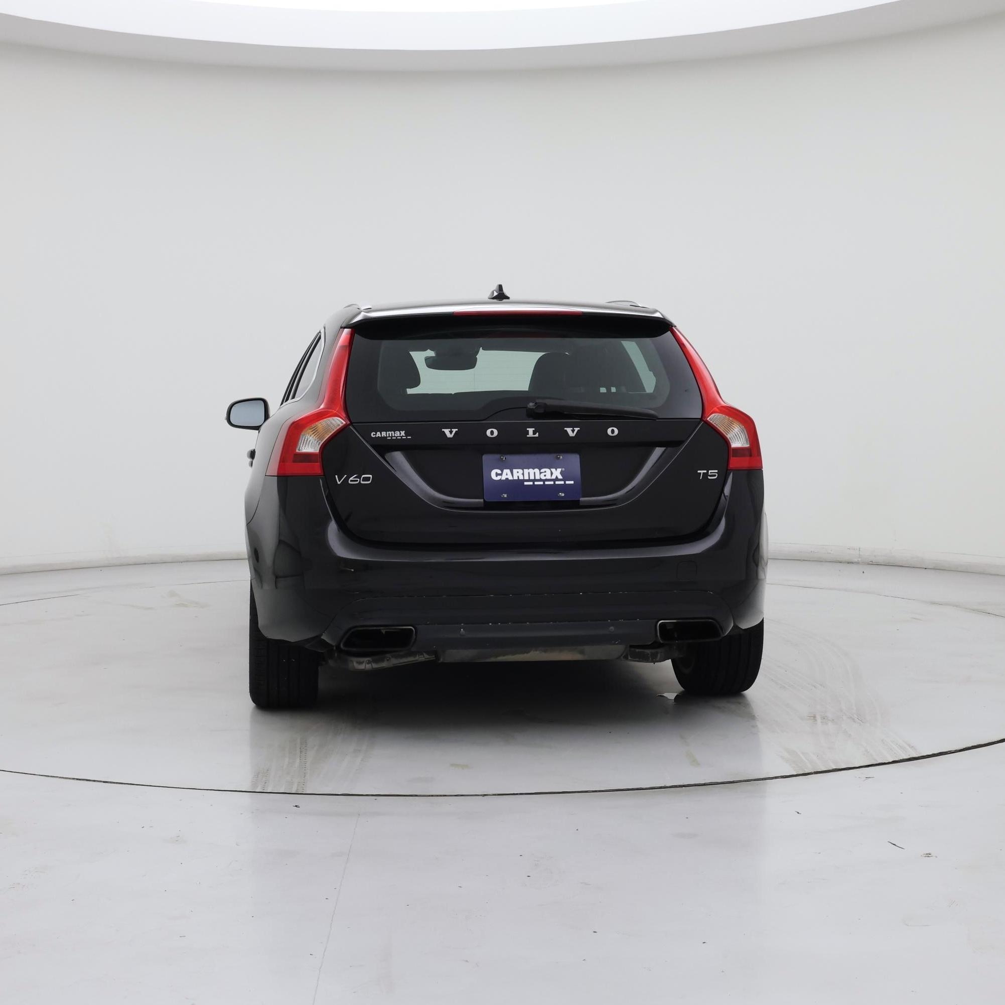 Thumbnail: 2015 Volvo V60 - 6