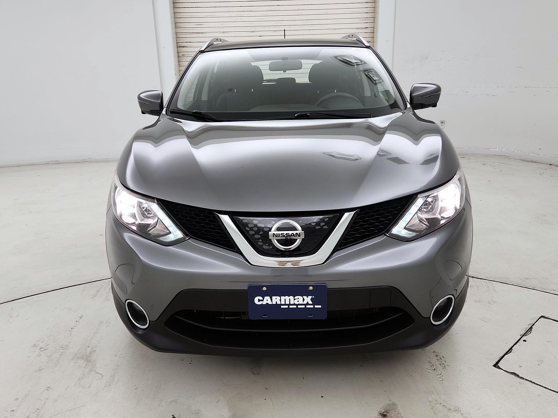 Thumbnail: 2018 Nissan Rogue Sport - 2