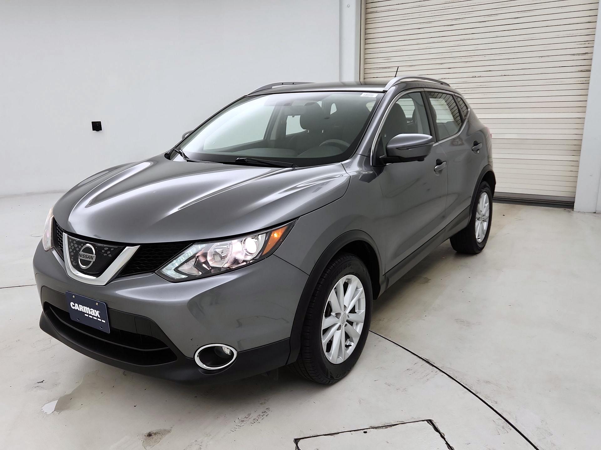 Thumbnail: 2018 Nissan Rogue Sport - 3