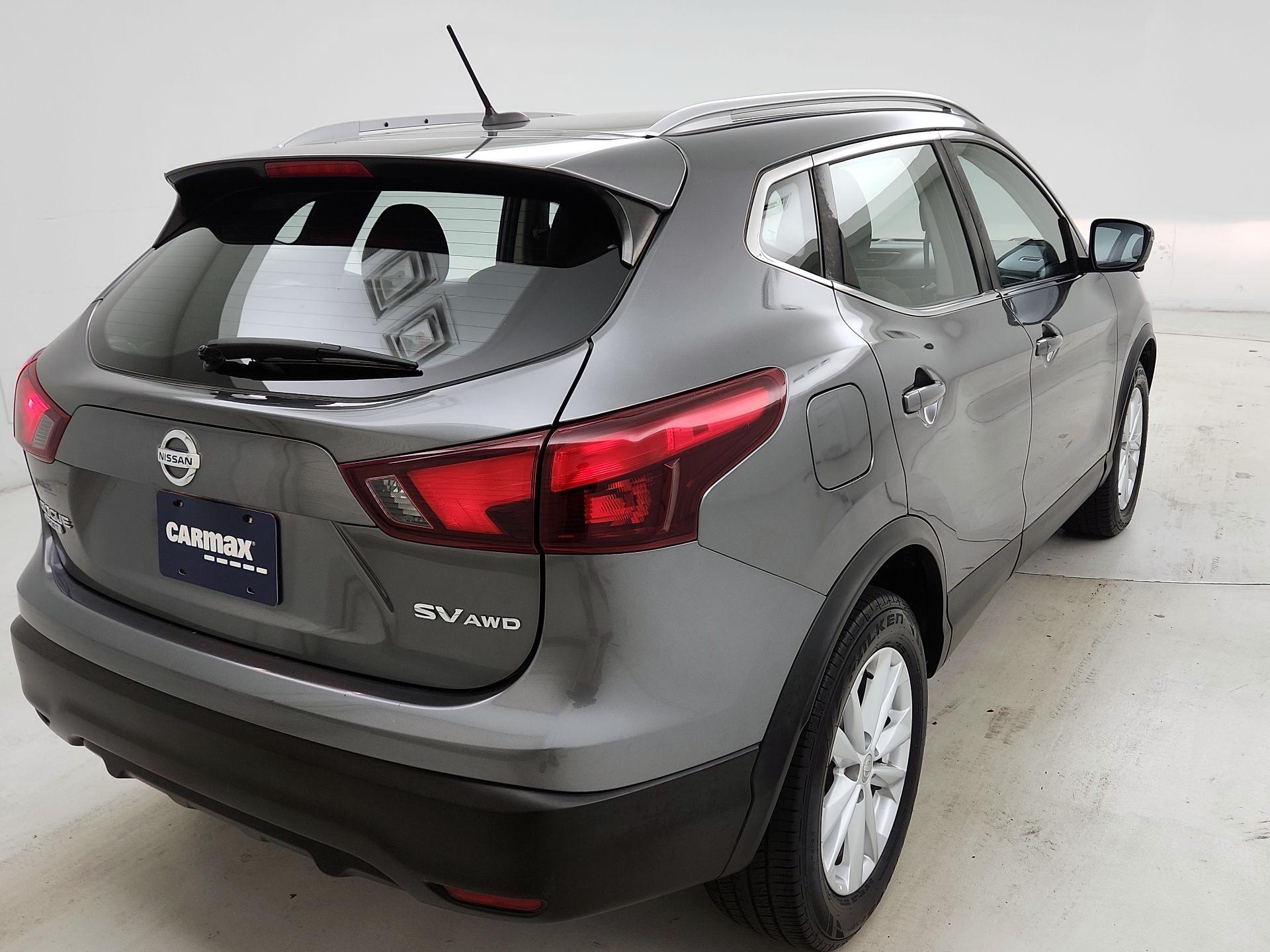 Thumbnail: 2018 Nissan Rogue Sport - 5