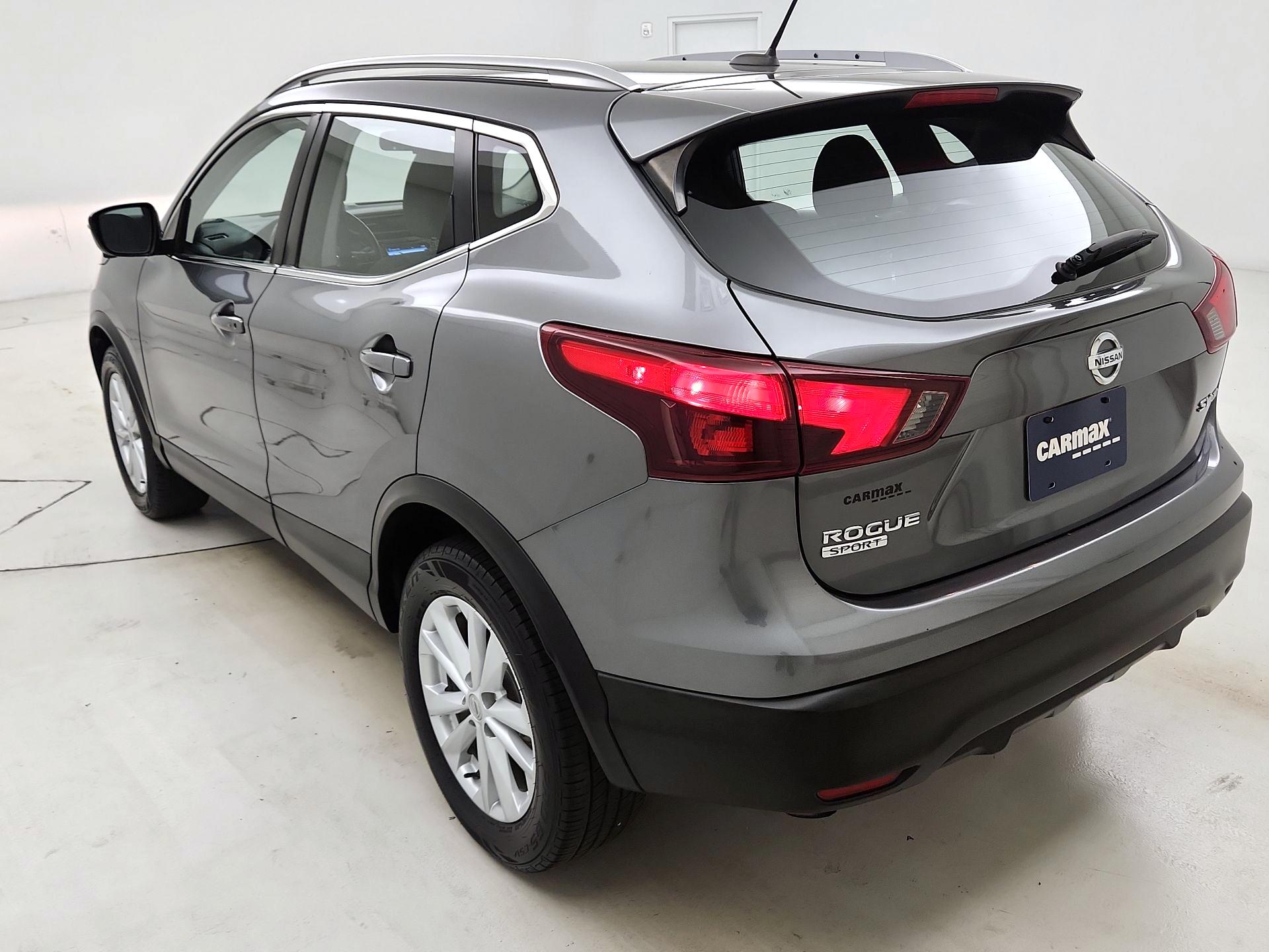 Thumbnail: 2018 Nissan Rogue Sport - 7