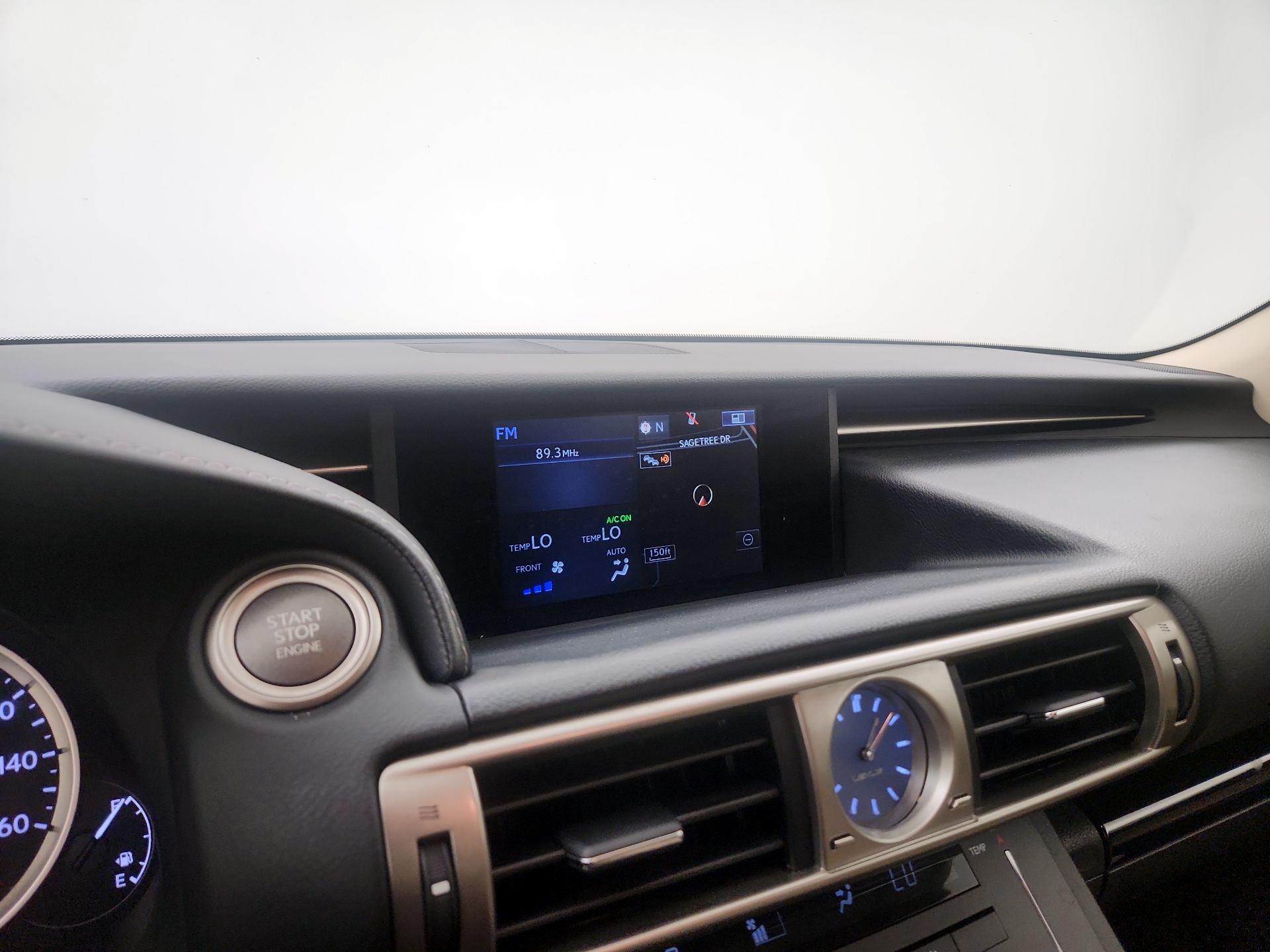 Thumbnail: 2015 Lexus IS - 12