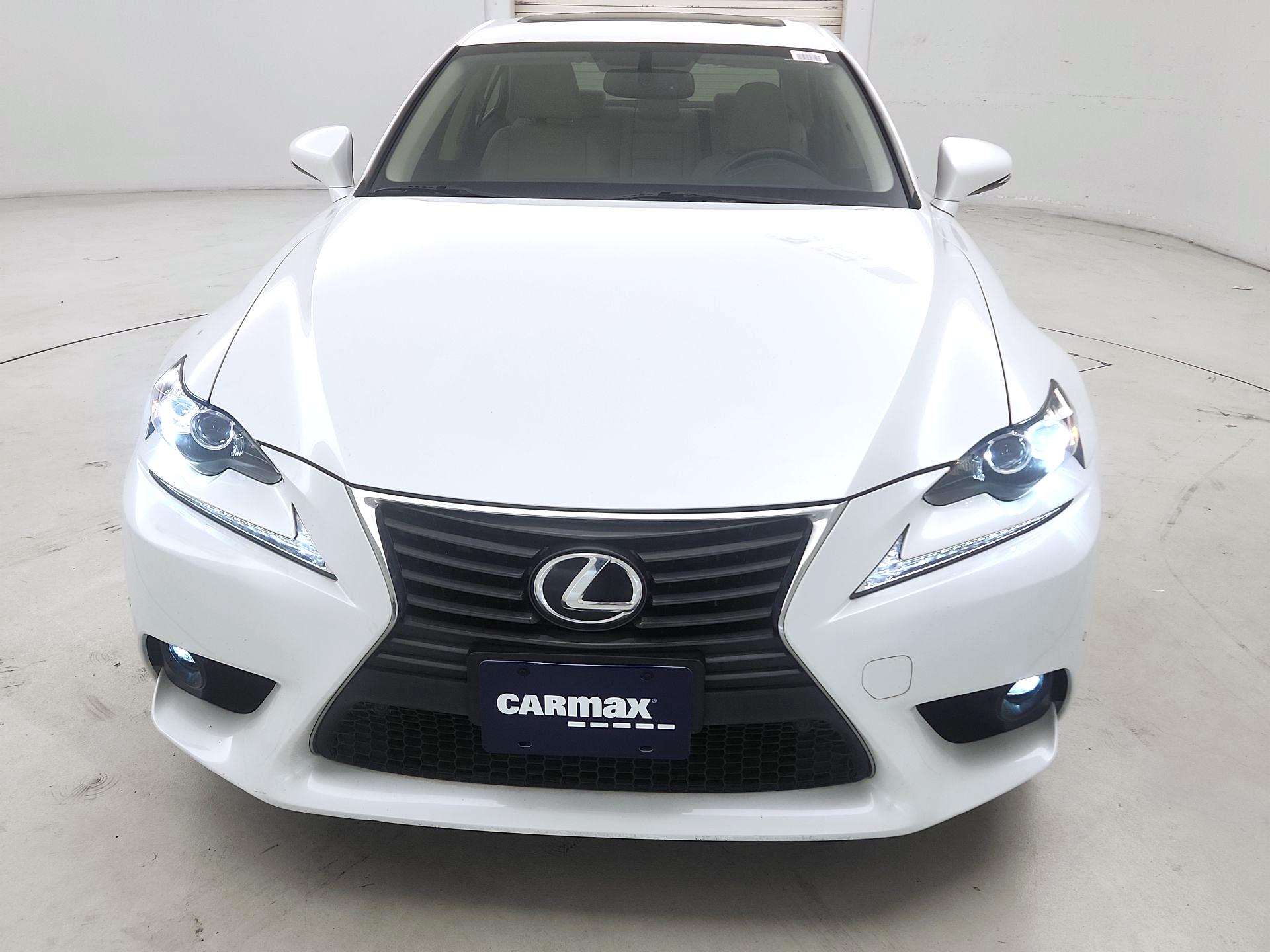 Thumbnail: 2015 Lexus IS - 2