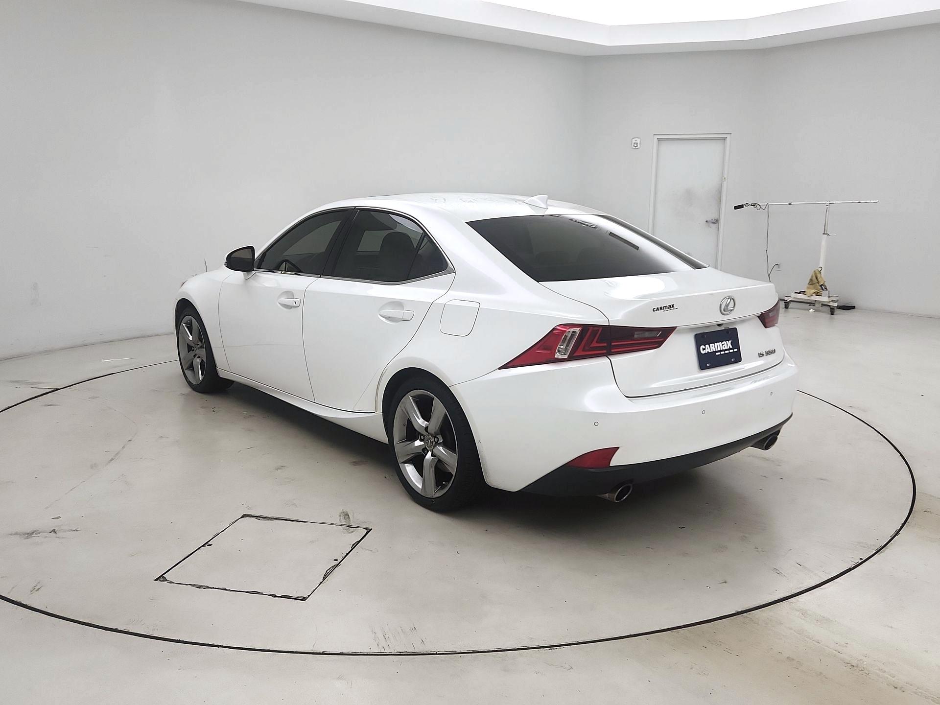 Thumbnail: 2015 Lexus IS - 7
