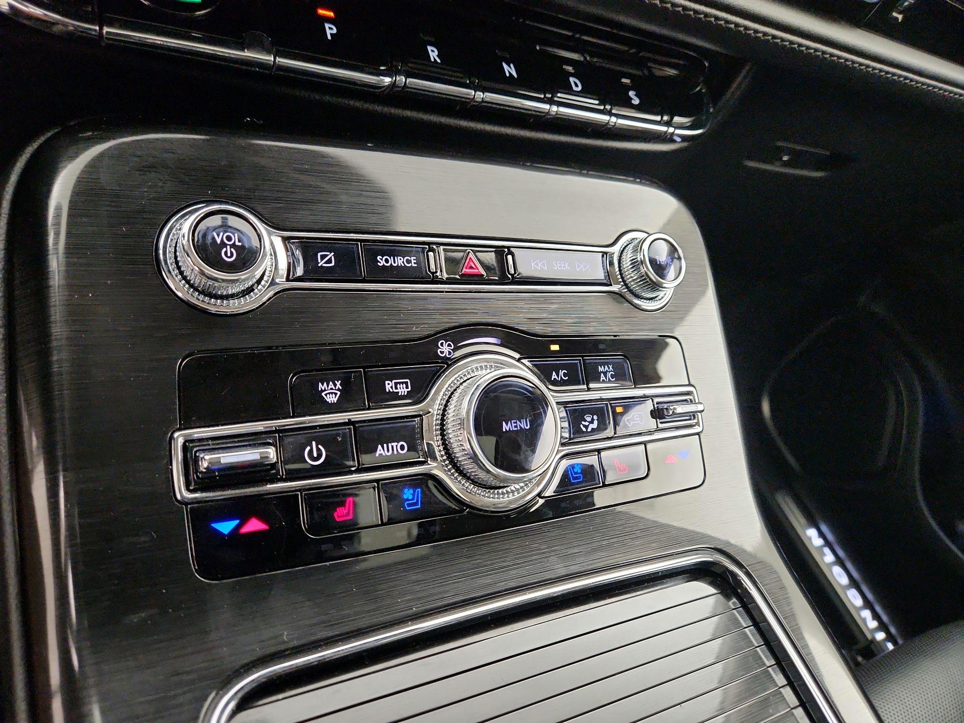 Thumbnail: 2022 Lincoln Nautilus - 17