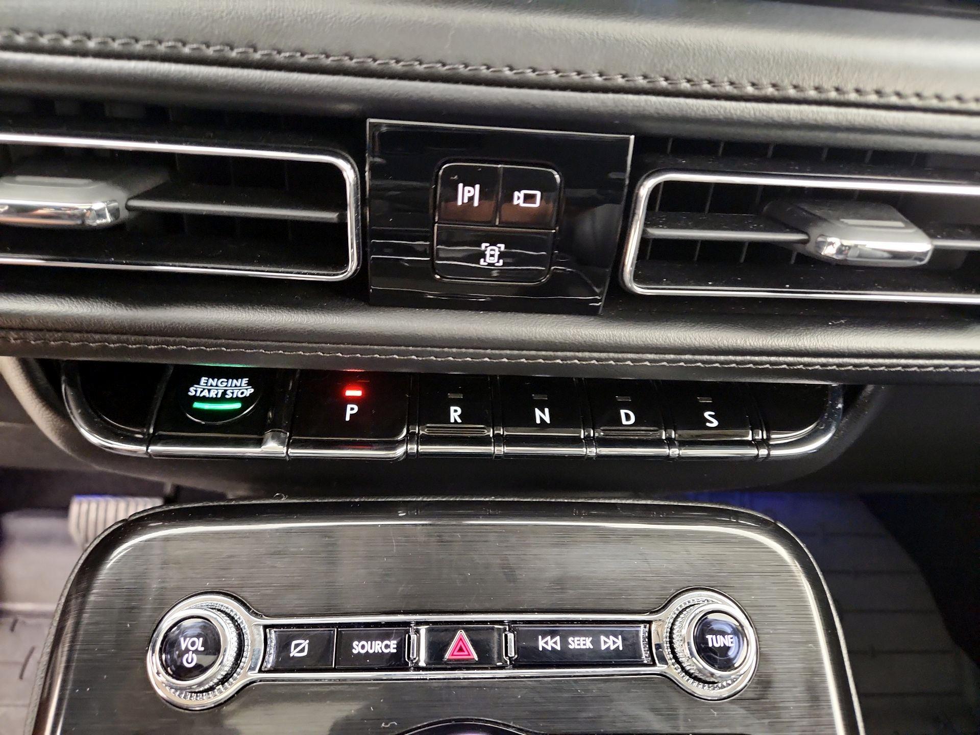 Thumbnail: 2022 Lincoln Nautilus - 18