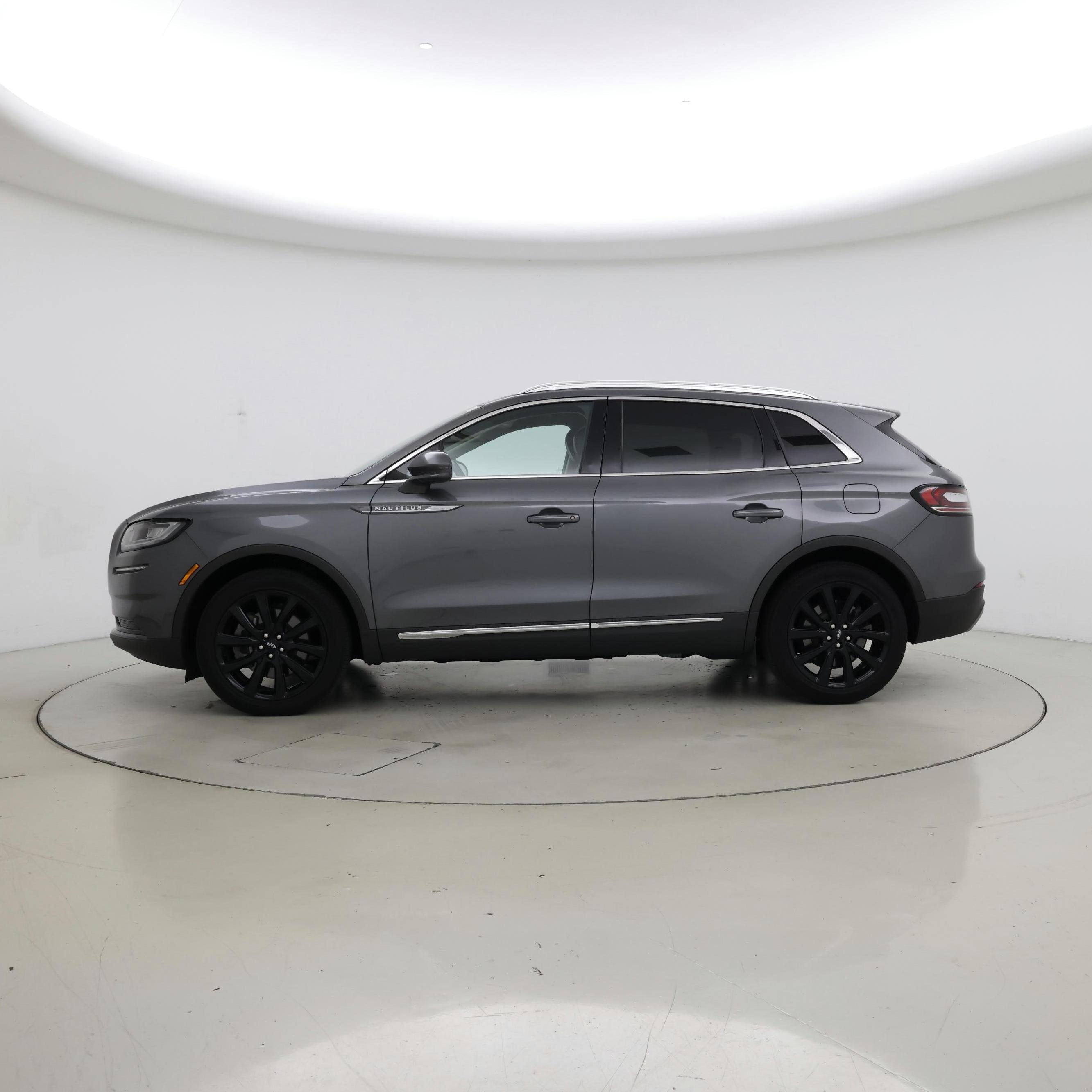 Thumbnail: 2022 Lincoln Nautilus - 3