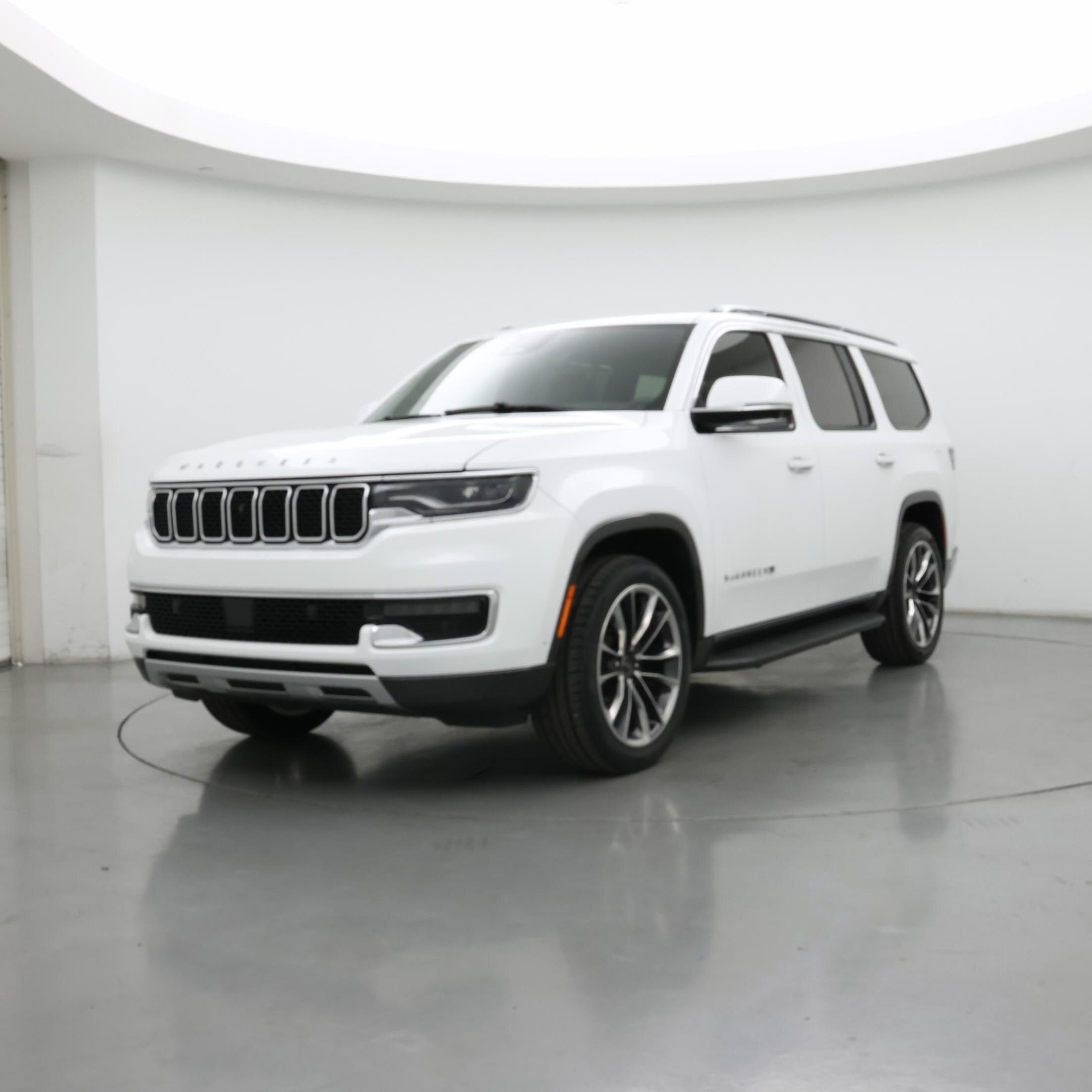 Thumbnail: 2022 Jeep Wagoneer - 4