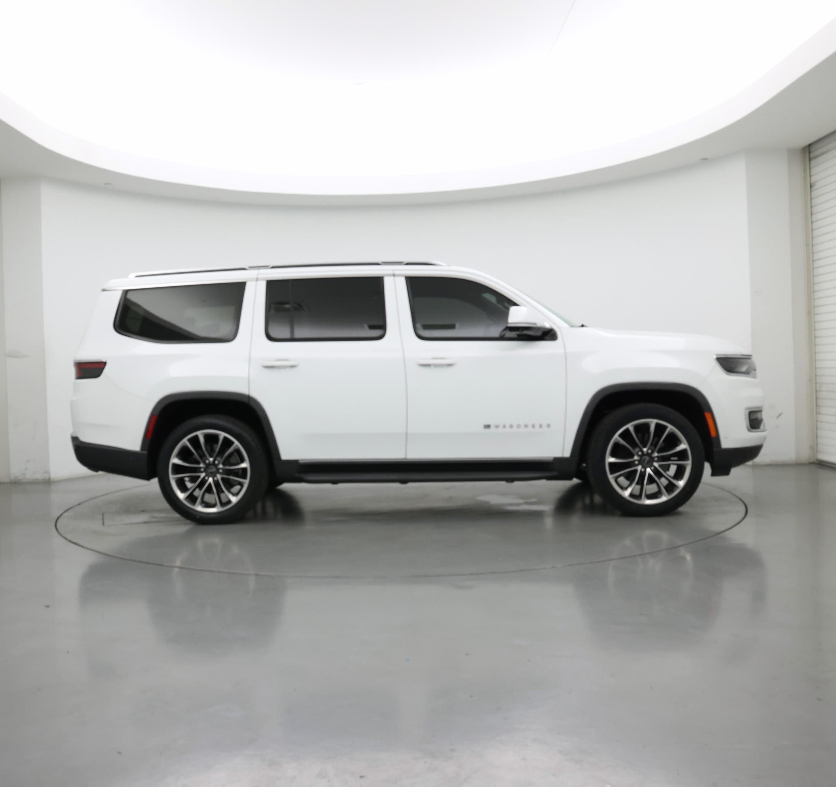 Thumbnail: 2022 Jeep Wagoneer - 7