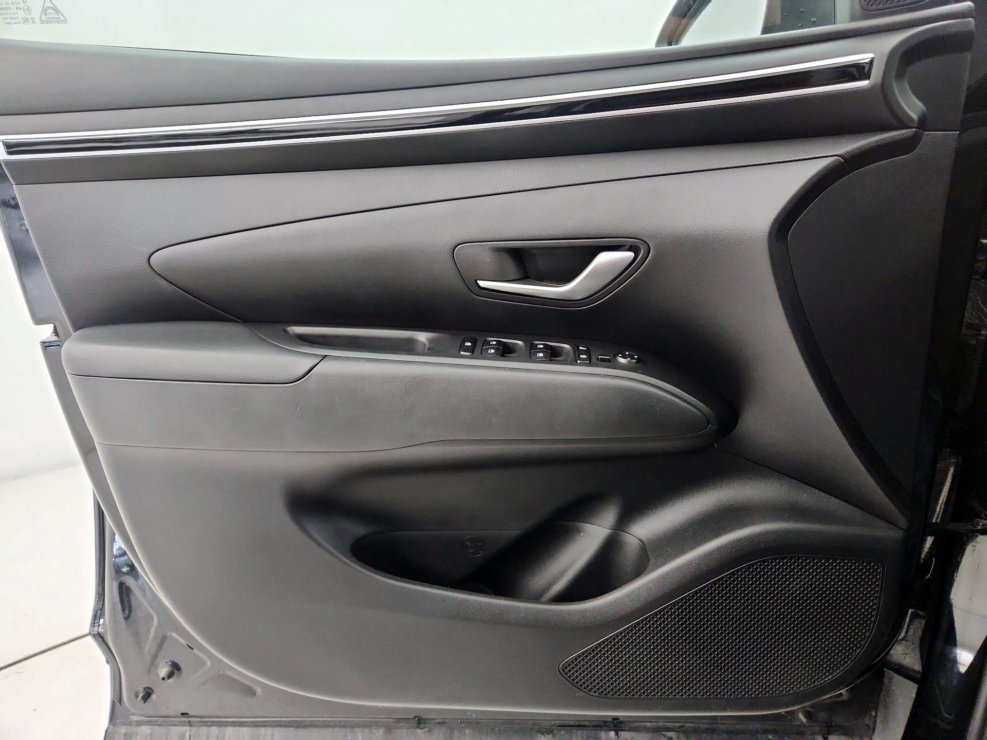 Thumbnail: 2023 Hyundai Tucson - 12