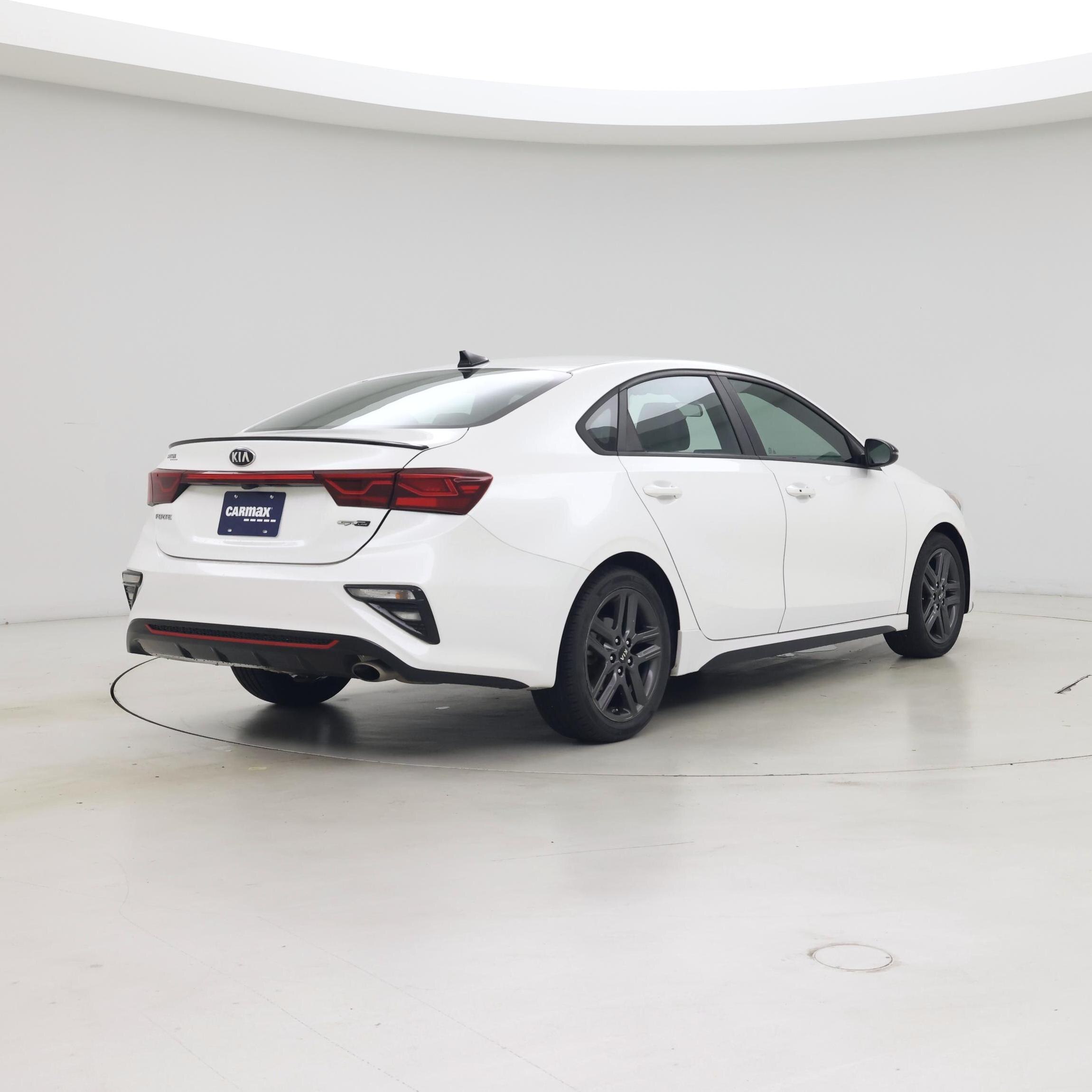 Thumbnail: 2021 Kia Forte - 8