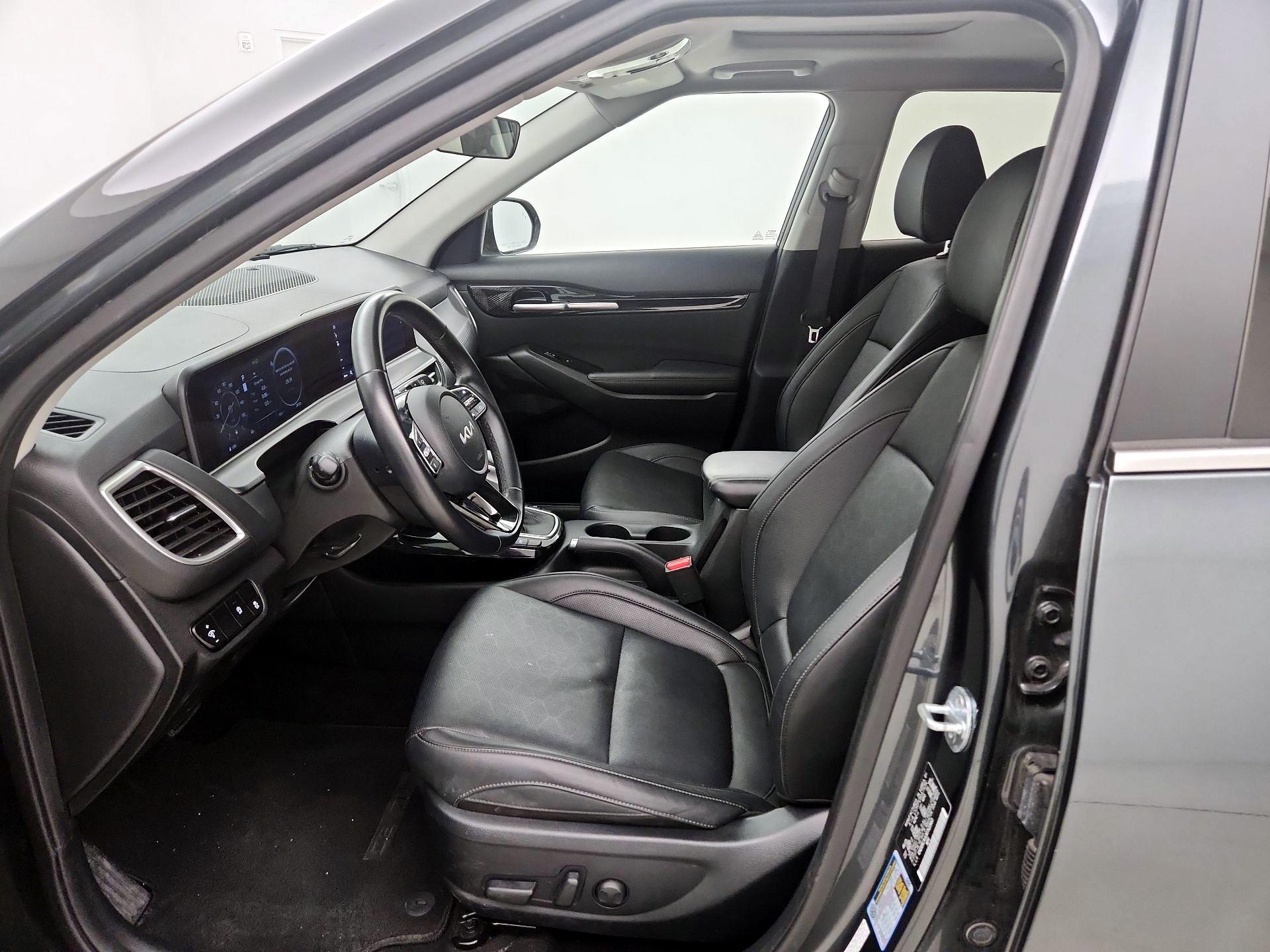 Thumbnail: 2024 Kia Seltos - 11