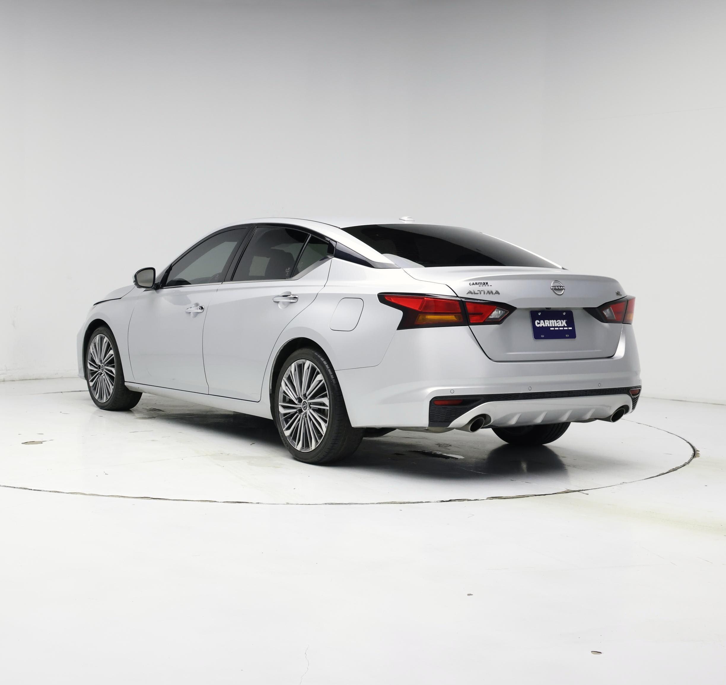 Thumbnail: 2023 Nissan Altima - 2