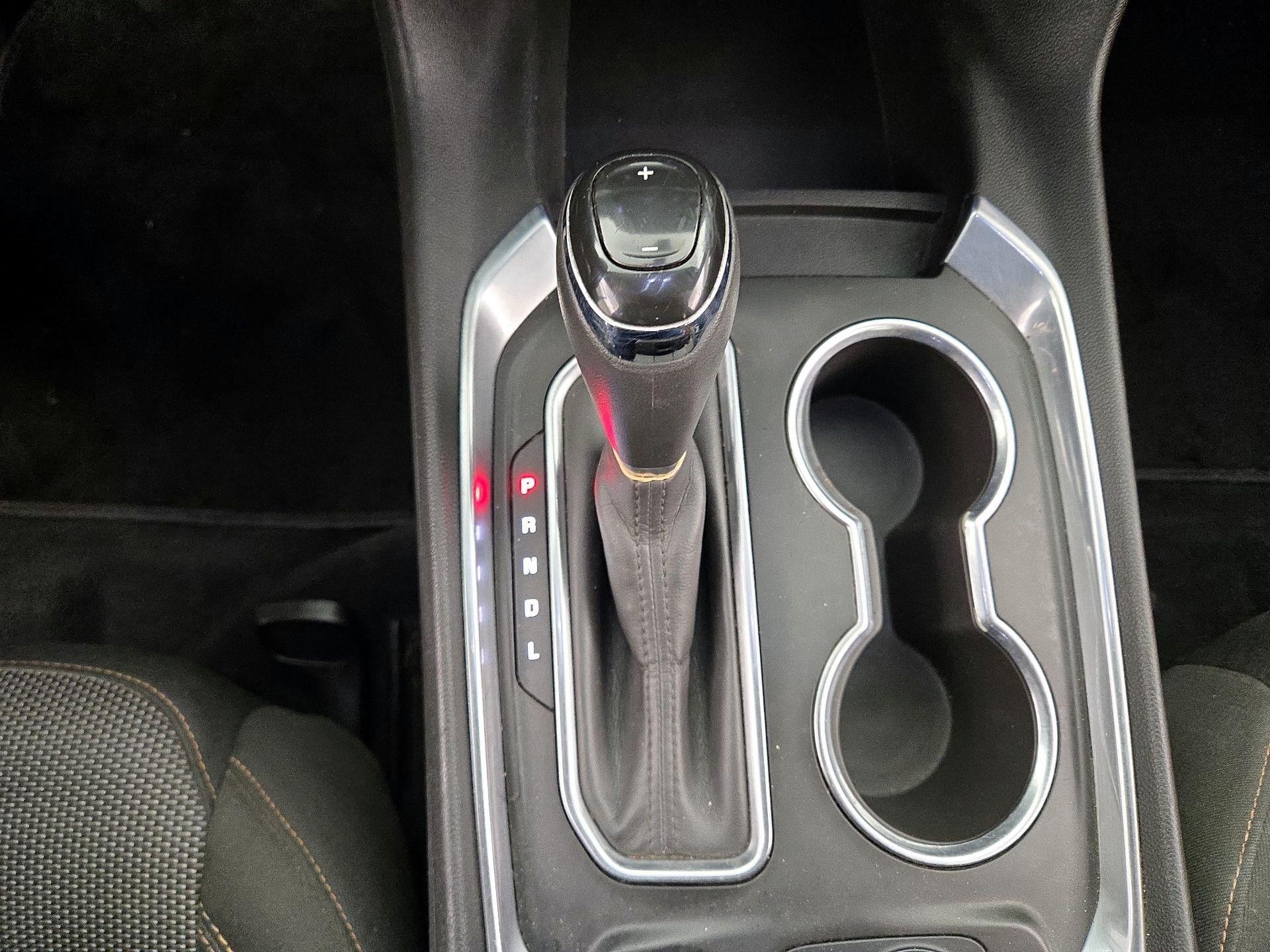 Thumbnail: 2019 Chevrolet Traverse - 17