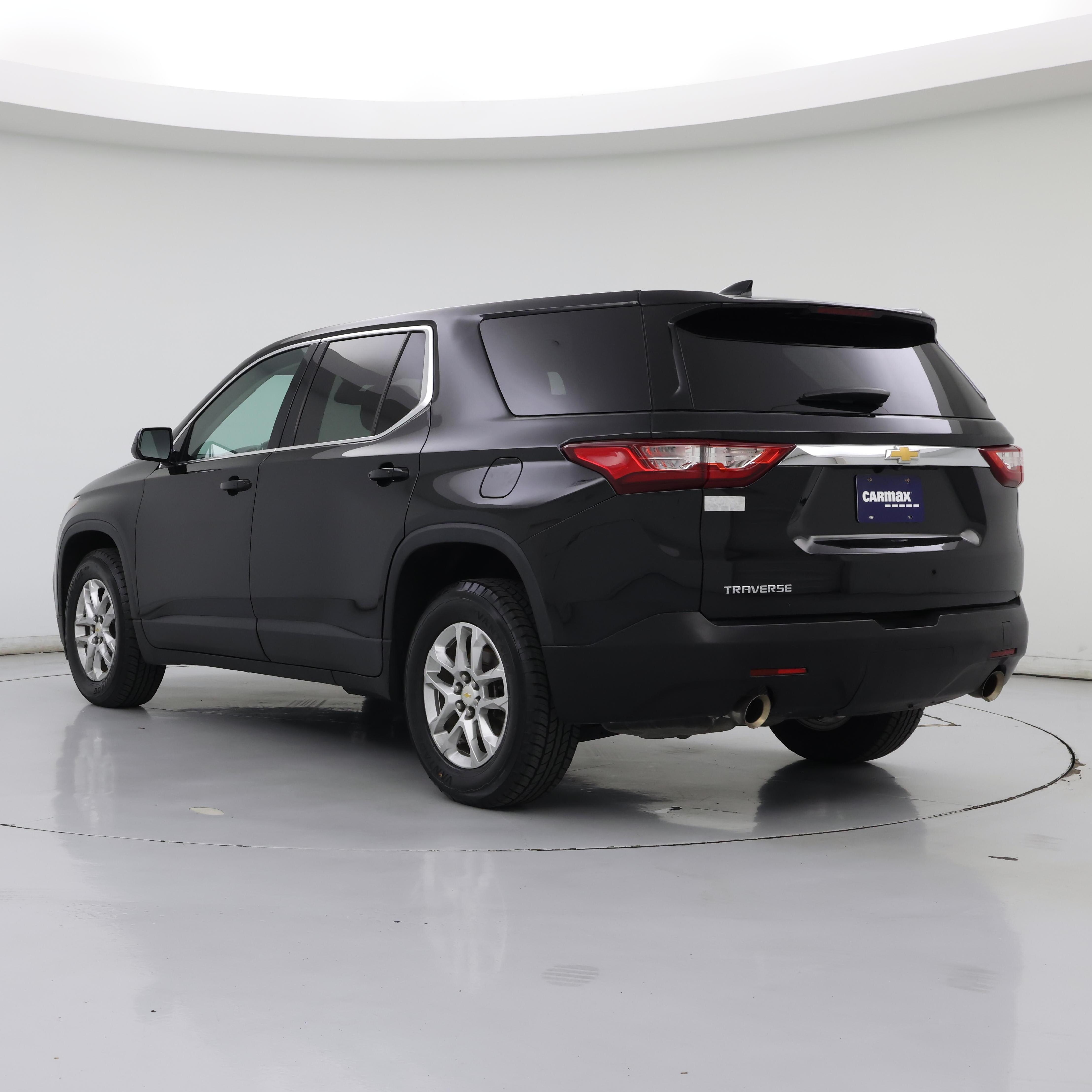 Thumbnail: 2019 Chevrolet Traverse - 2