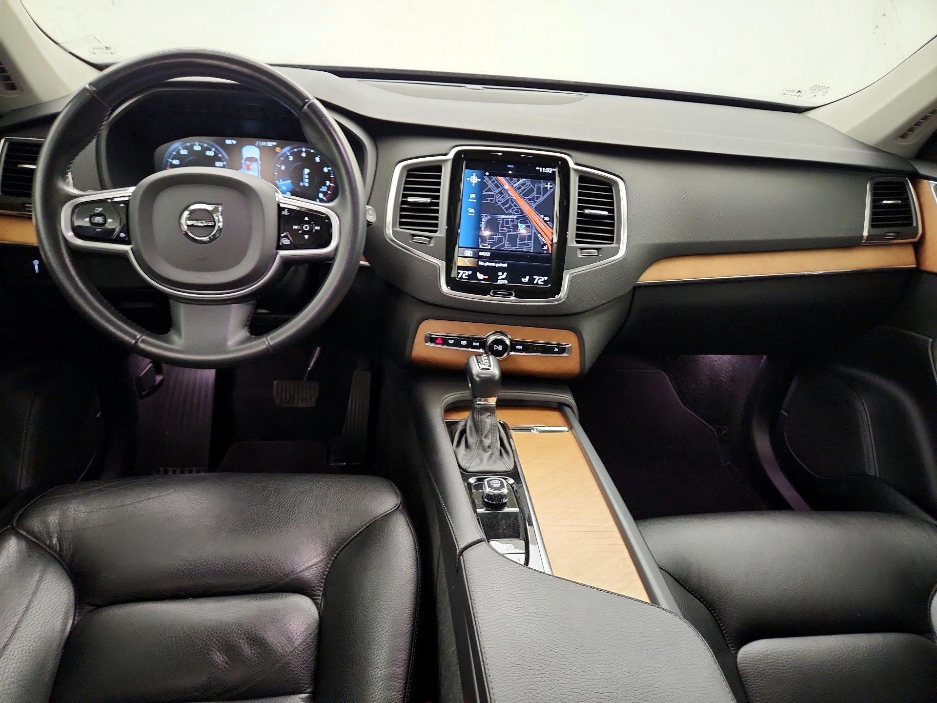 Thumbnail: 2022 Volvo XC90 - 9