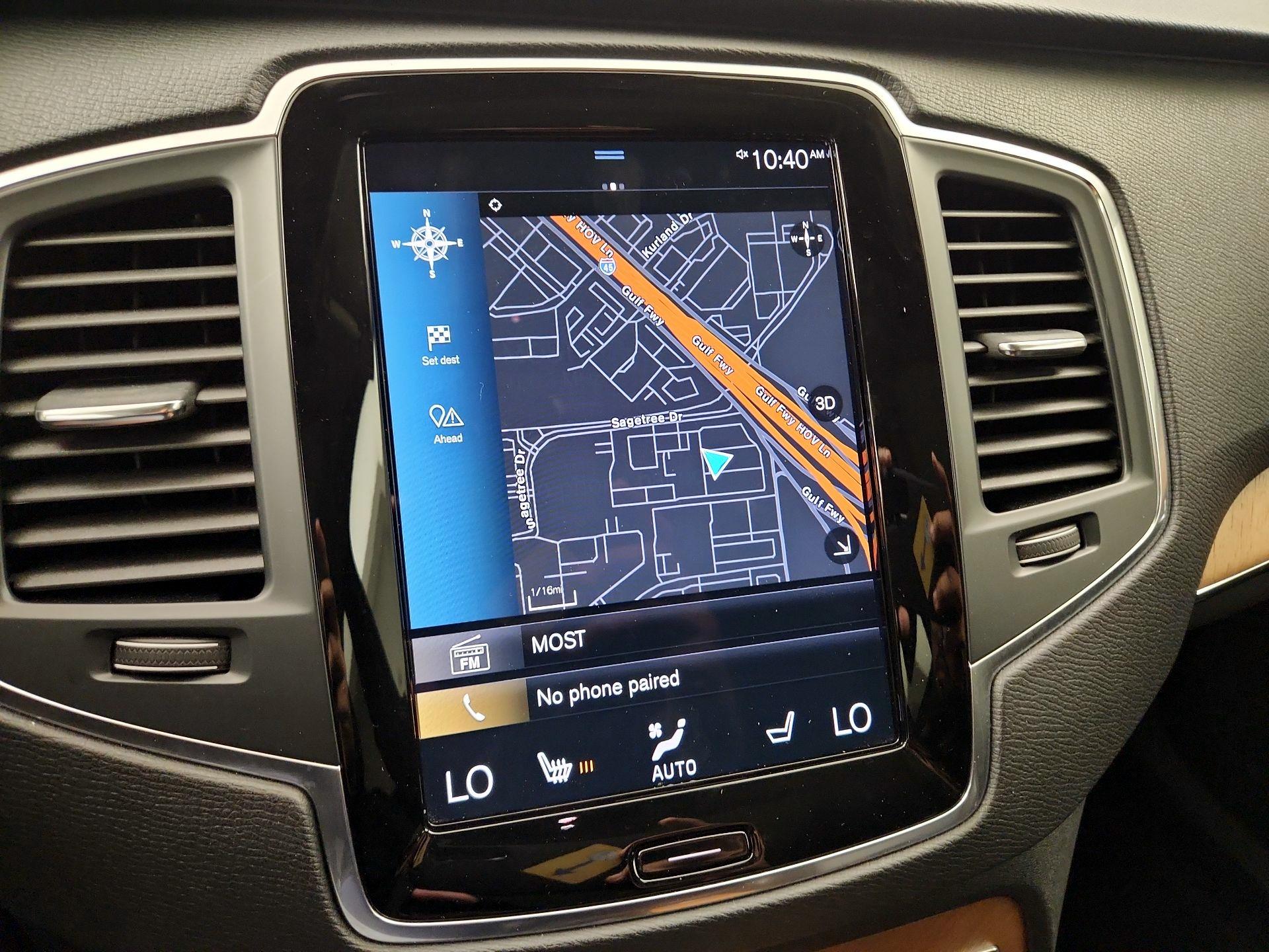 Thumbnail: 2022 Volvo XC90 - 14