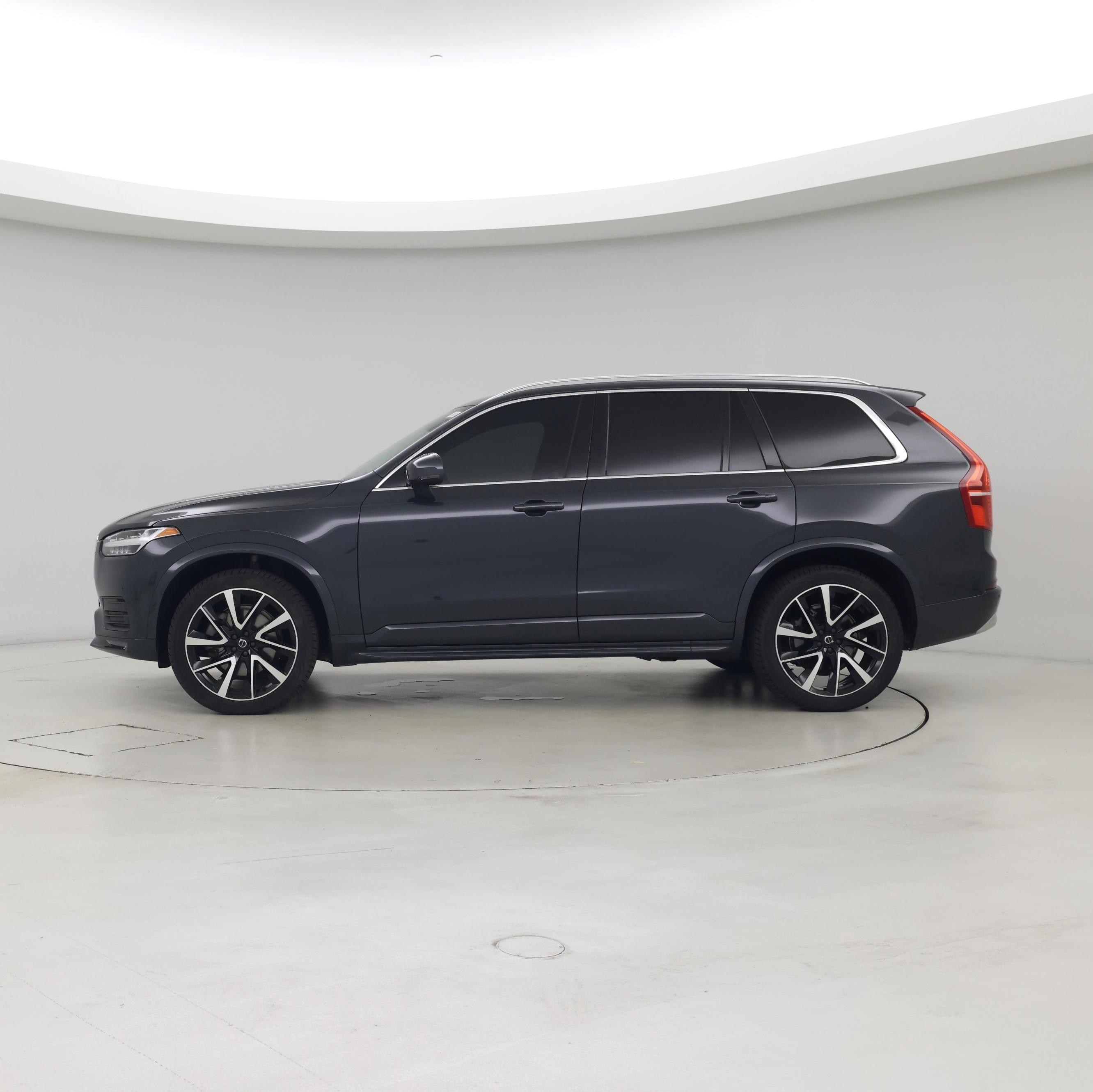 Thumbnail: 2022 Volvo XC90 - 3