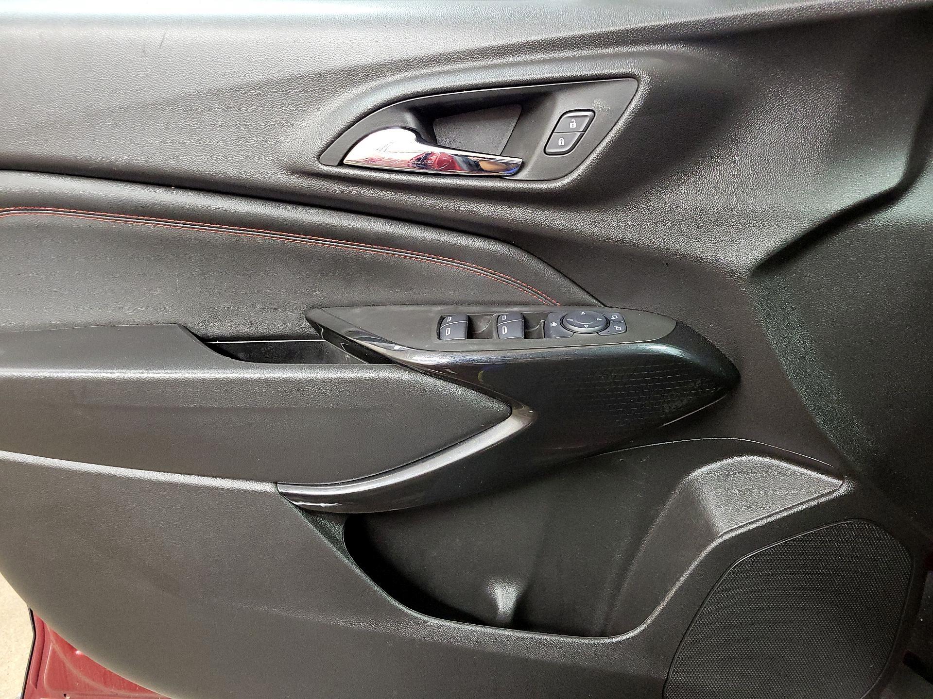 Thumbnail: 2025 Chevrolet Trax - 12