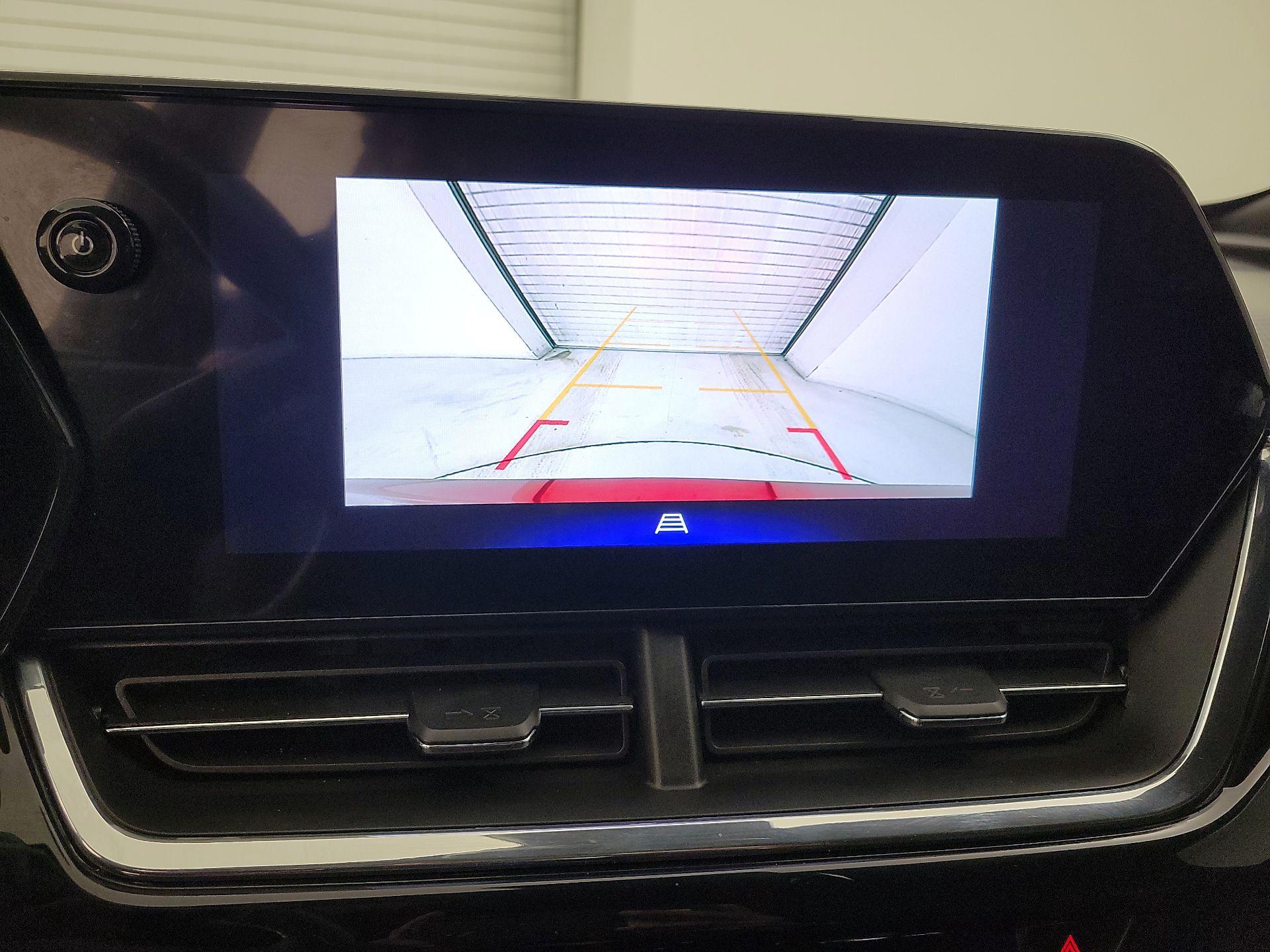 Thumbnail: 2025 Chevrolet Trax - 14