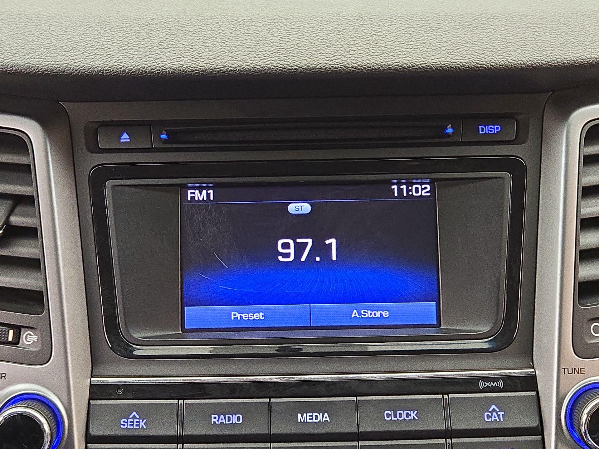 Thumbnail: 2016 Hyundai Tucson - 15