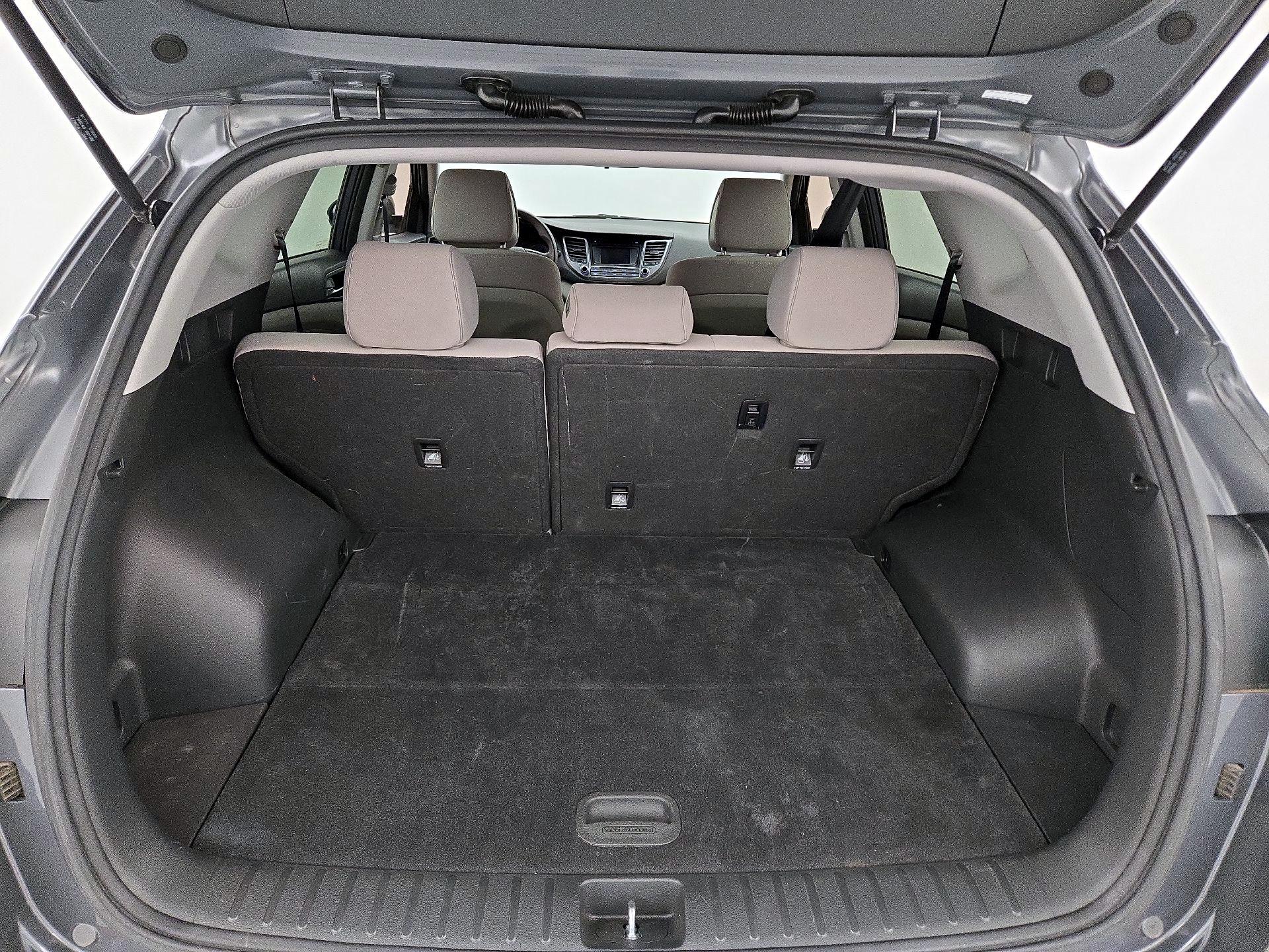 Thumbnail: 2016 Hyundai Tucson - 20