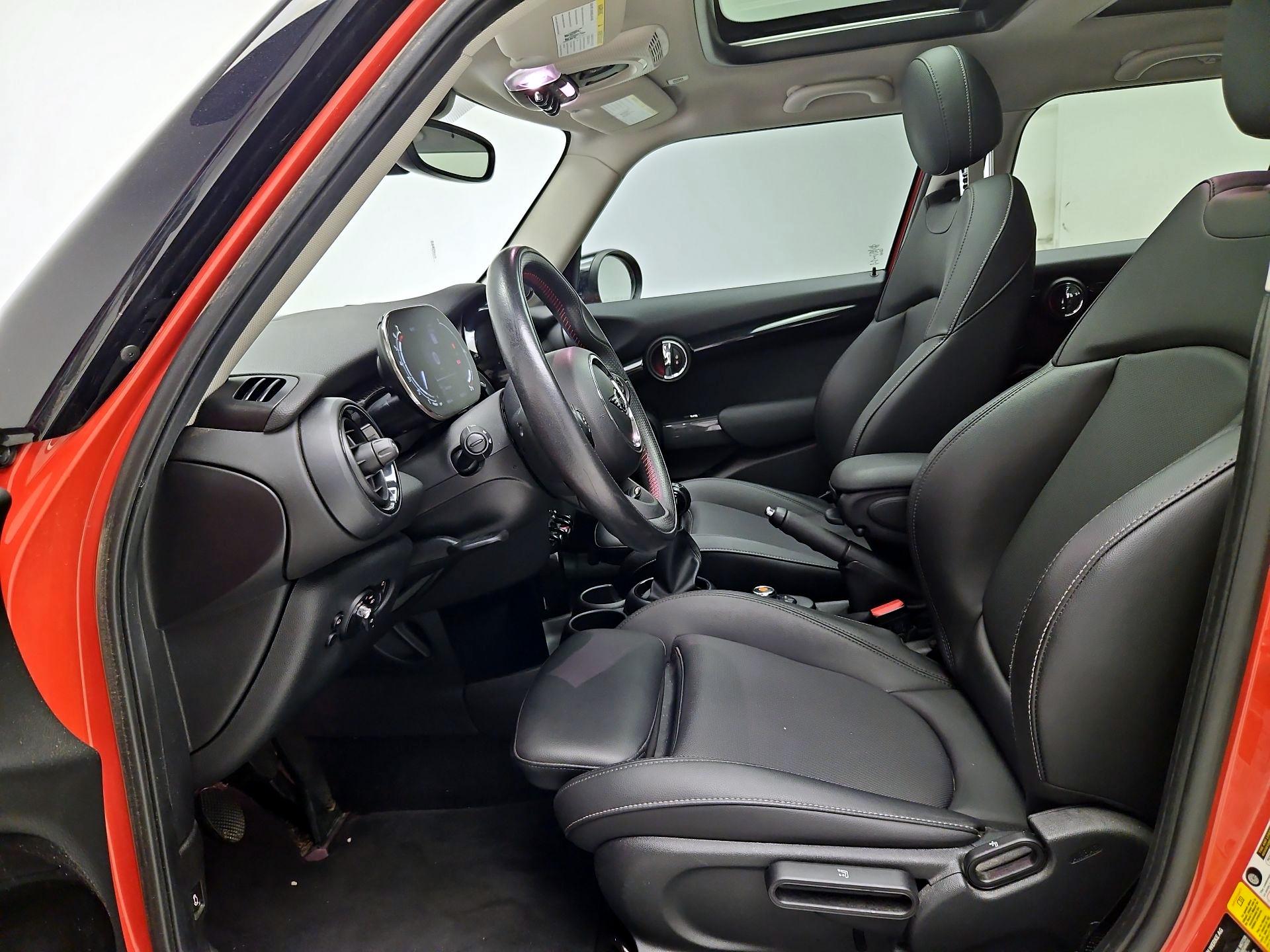 Thumbnail: 2021 MINI Cooper Hardtop - 11