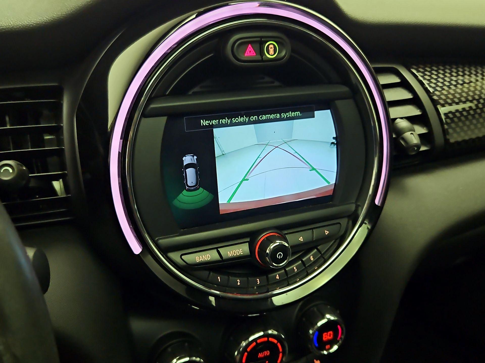 Thumbnail: 2021 MINI Cooper Hardtop - 15