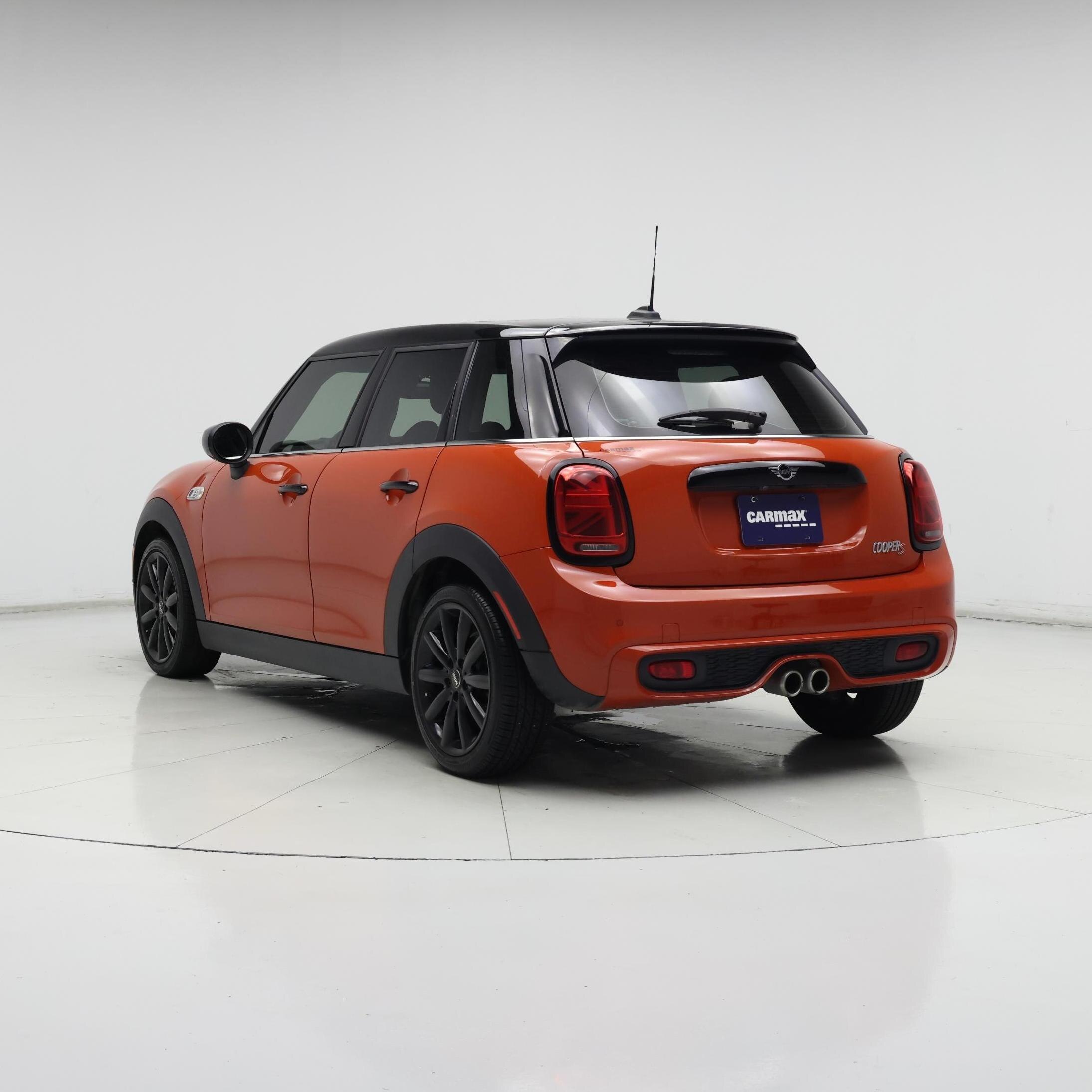 Thumbnail: 2021 MINI Cooper Hardtop - 2