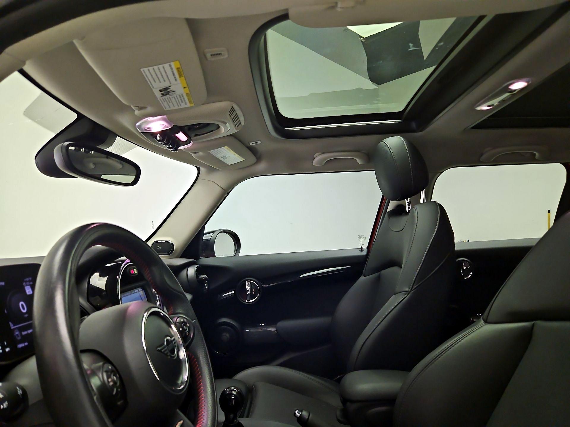 Thumbnail: 2021 MINI Cooper Hardtop - 20