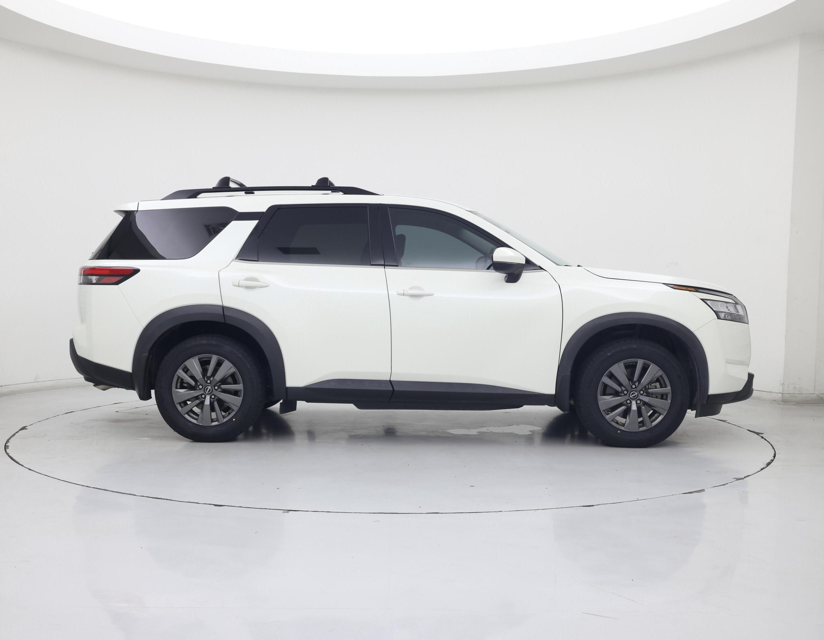 Thumbnail: 2022 Nissan Pathfinder - 7