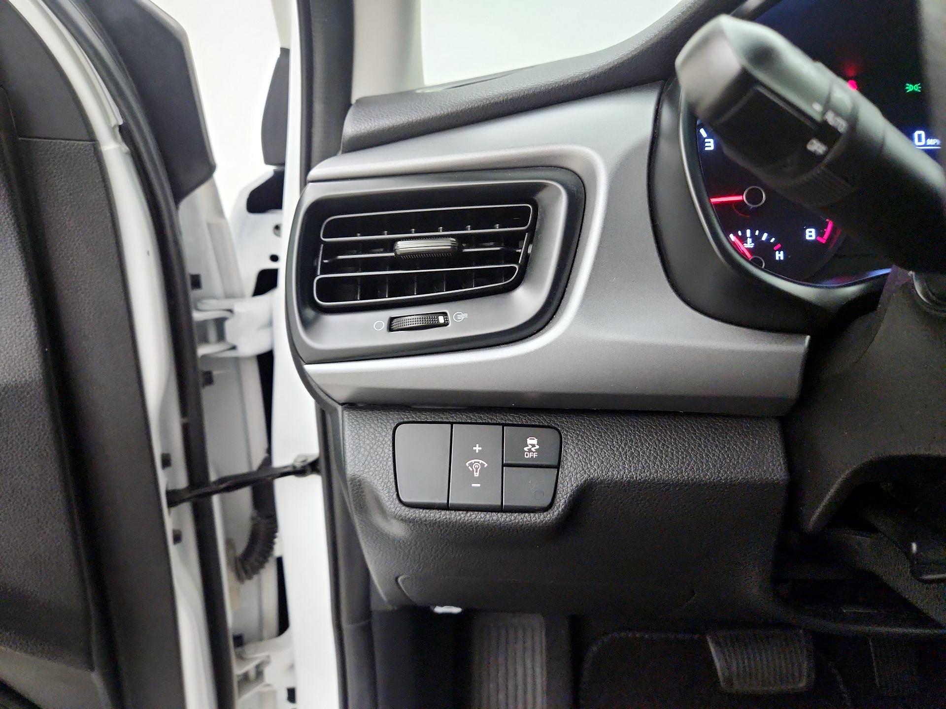 Thumbnail: 2021 Kia Rio - 13