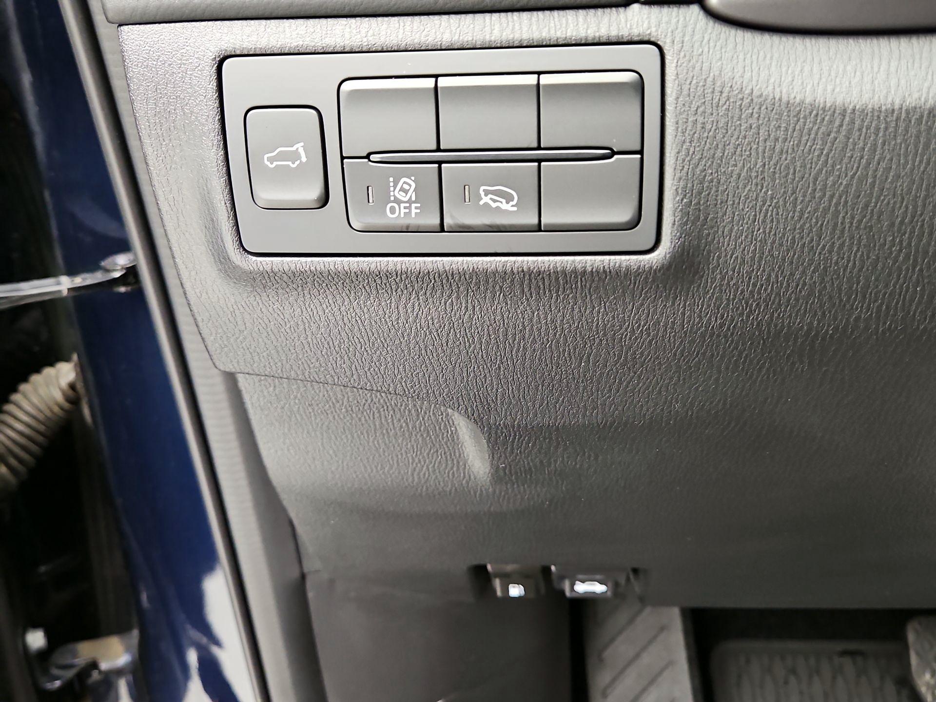 Thumbnail: 2023 Mazda CX-9 - 13