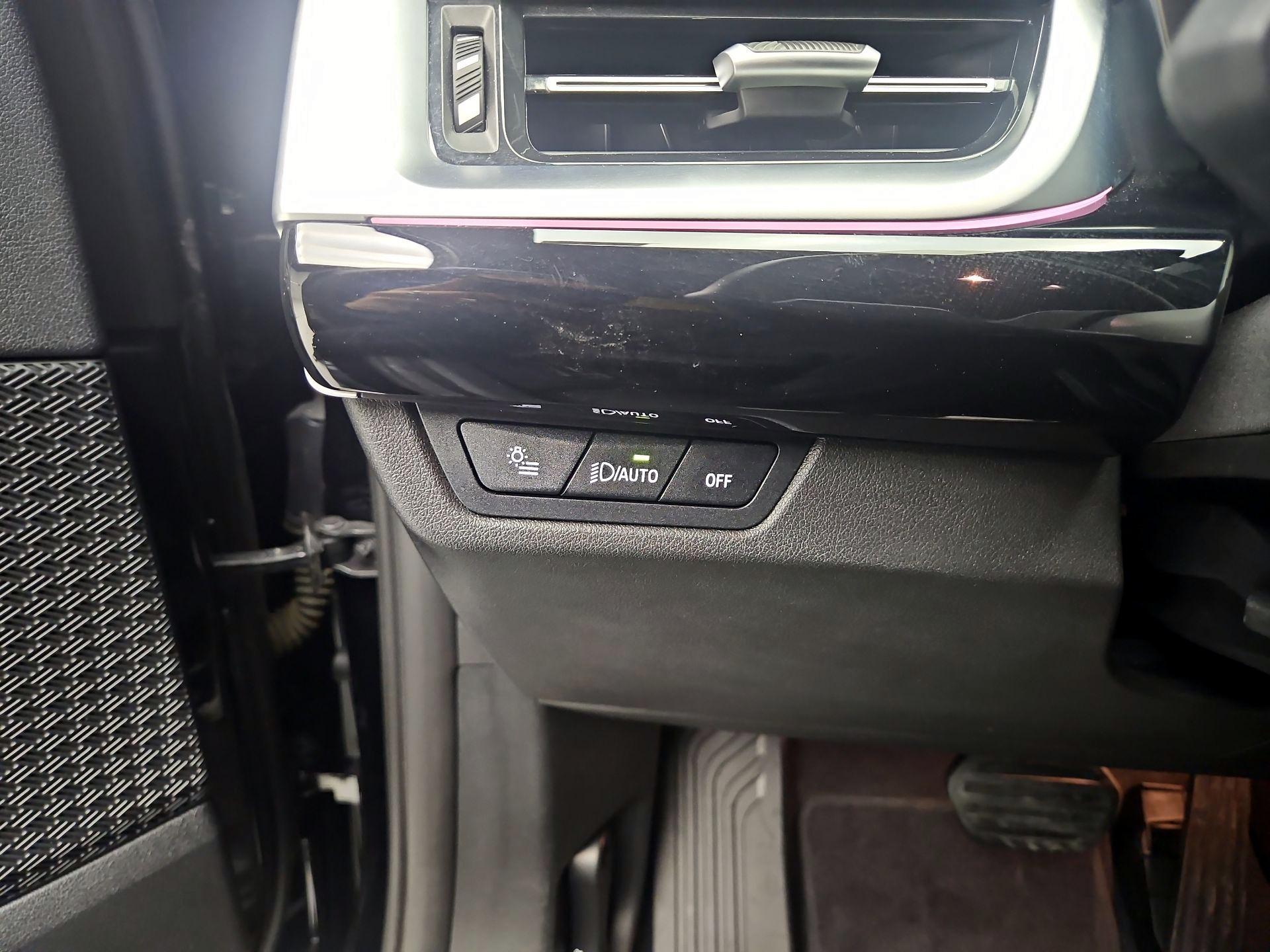 Thumbnail: 2024 BMW X1 - 13