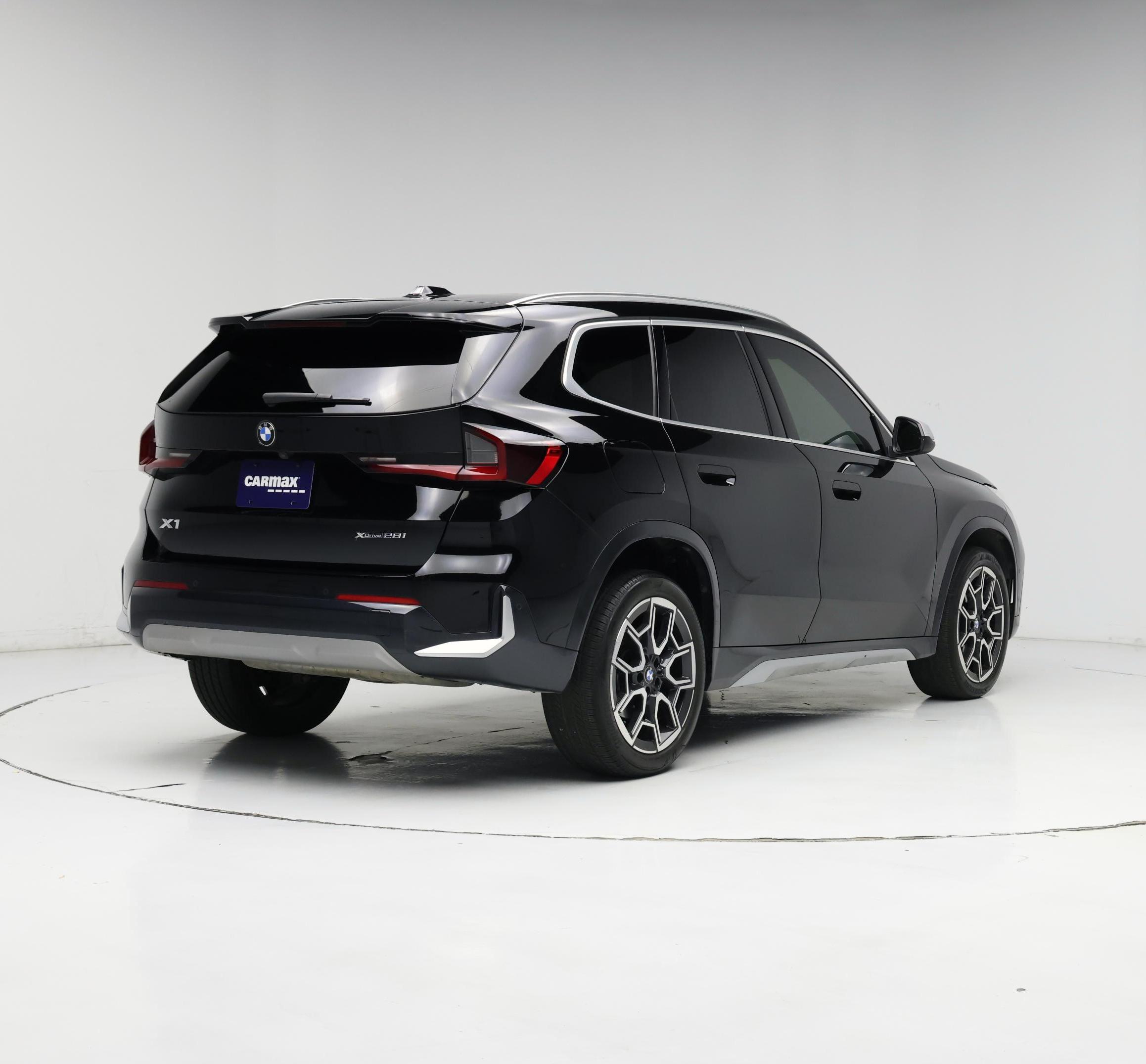 Thumbnail: 2024 BMW X1 - 8