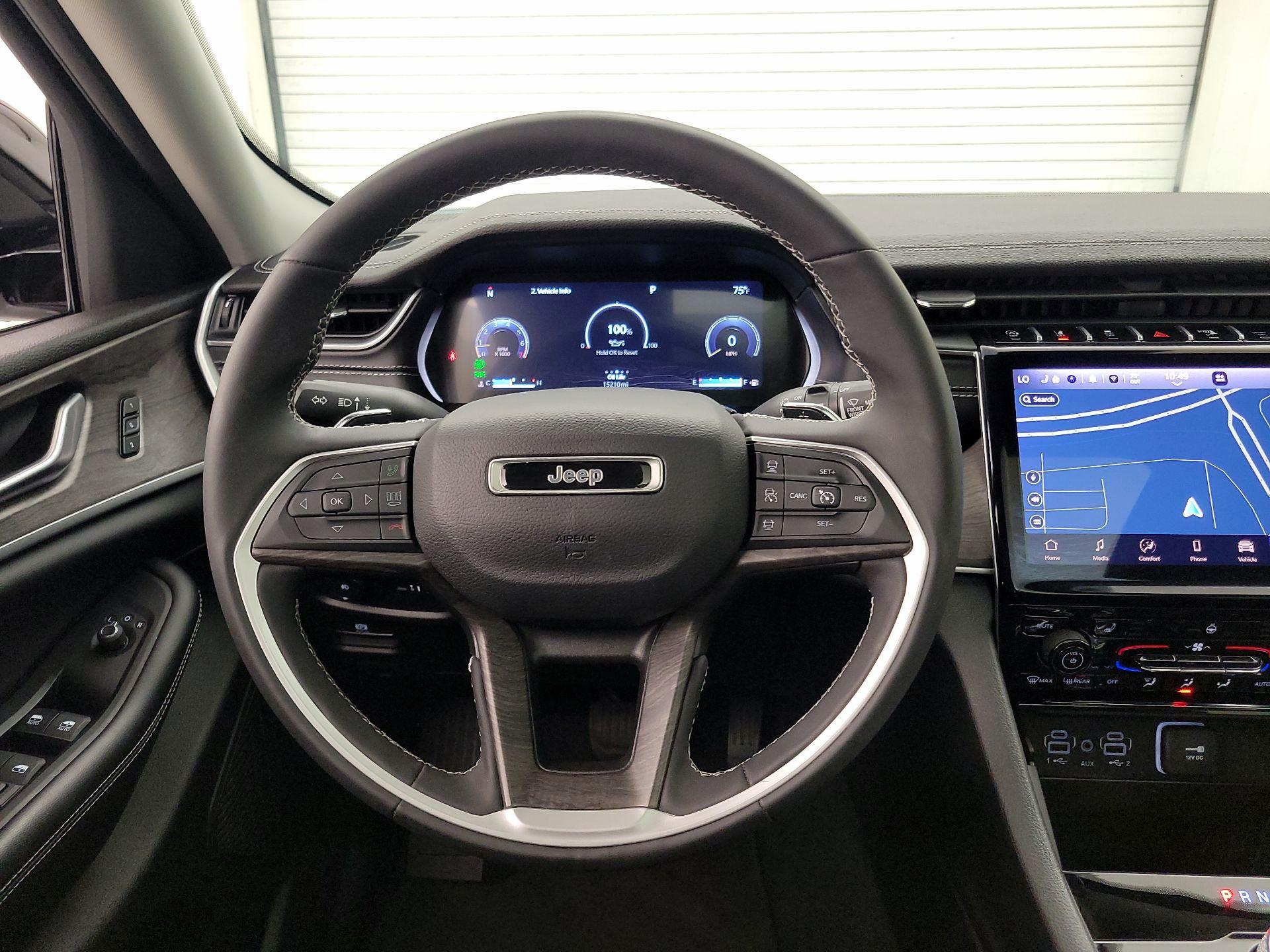 Thumbnail: 2024 Jeep Grand Cherokee - 10