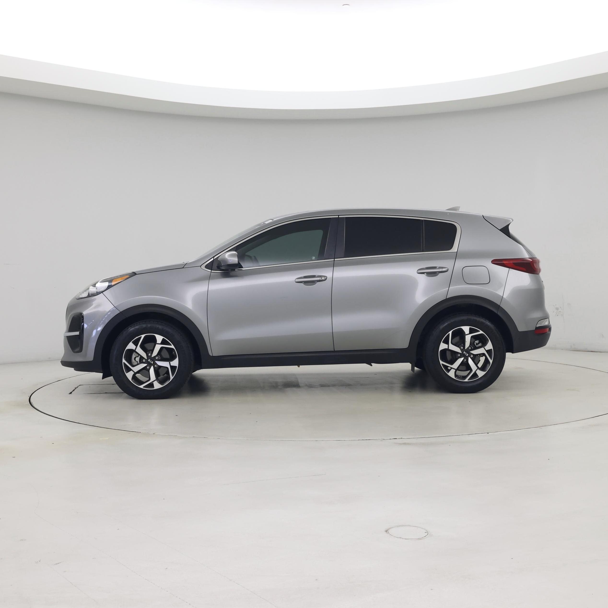 Thumbnail: 2021 Kia Sportage - 3