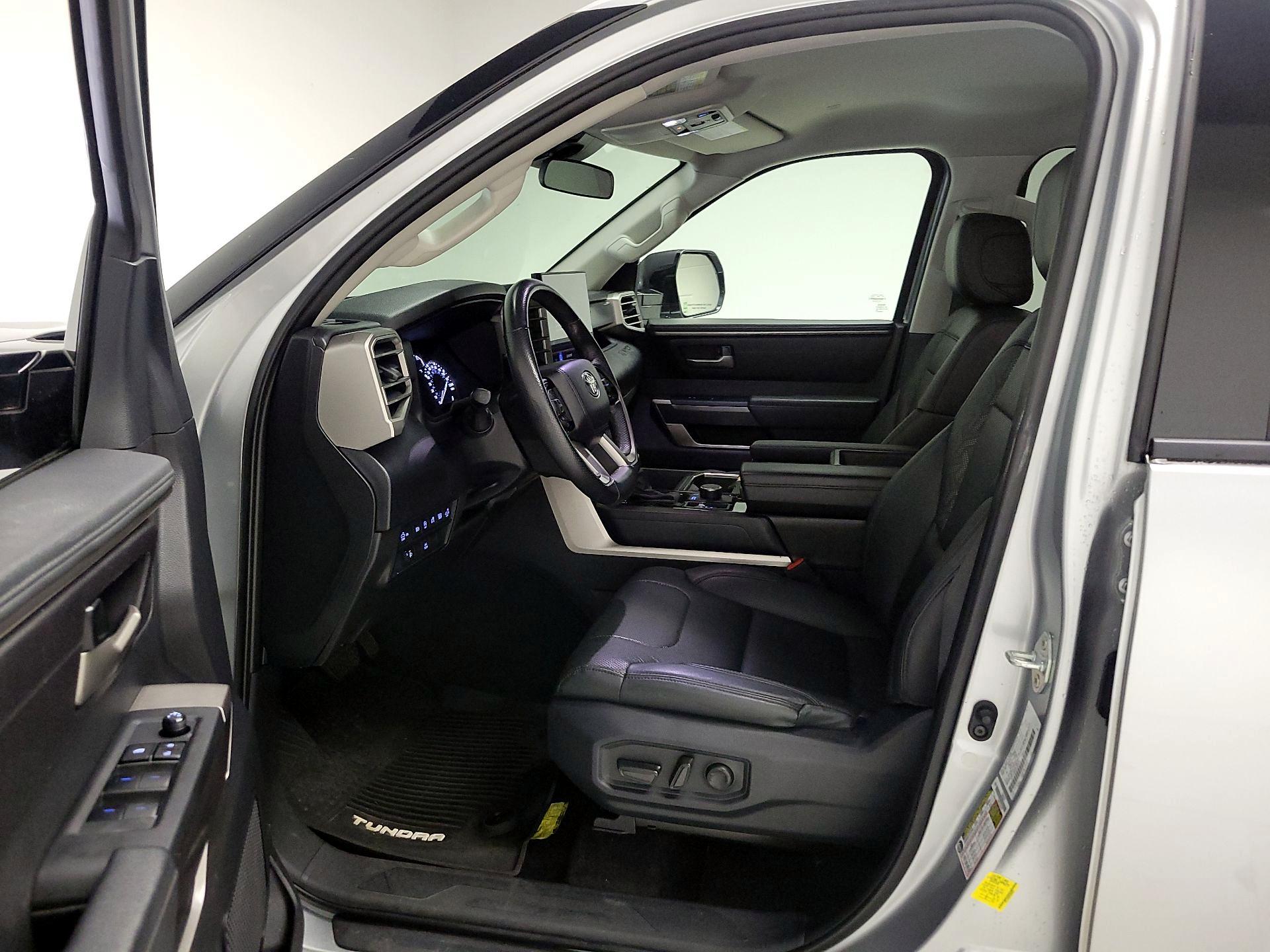 Thumbnail: 2022 Toyota Tundra - 11