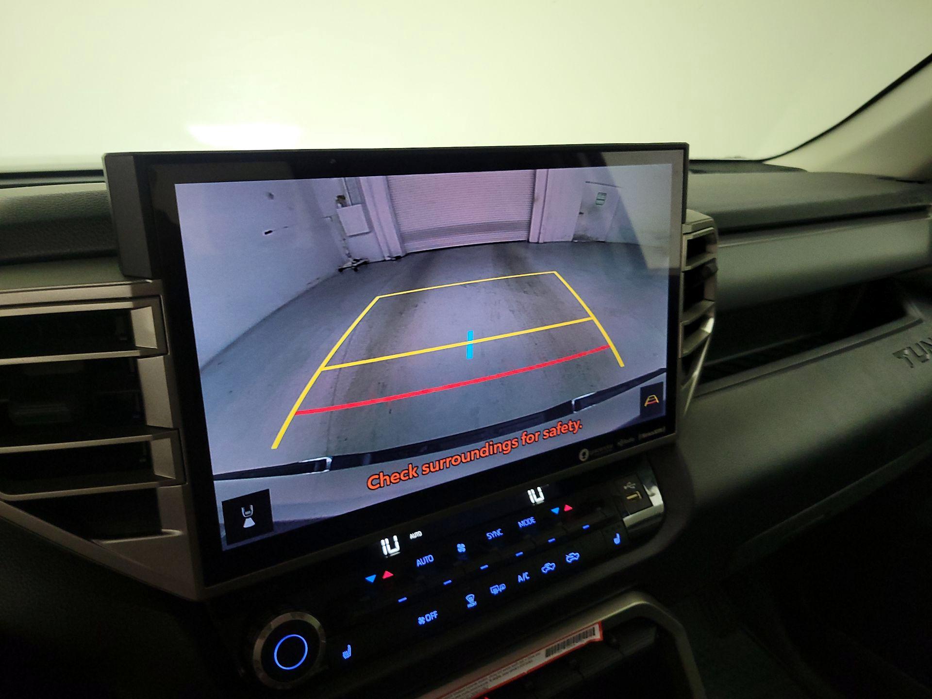 Thumbnail: 2022 Toyota Tundra - 14