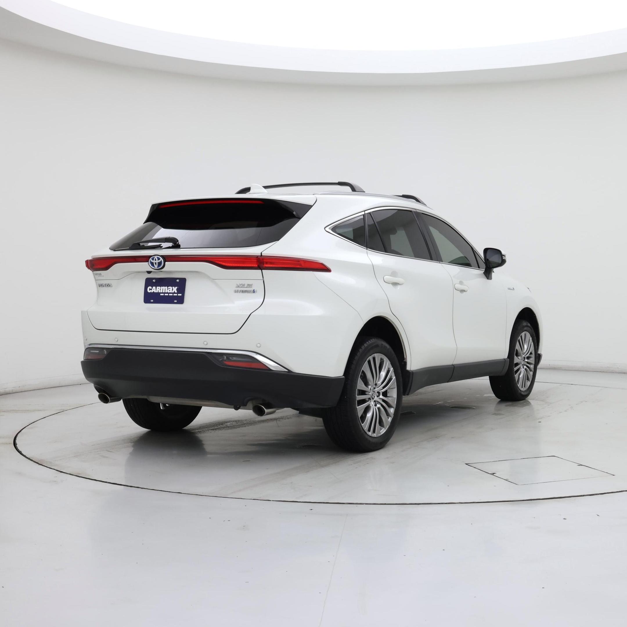 Thumbnail: 2021 Toyota Venza - 8
