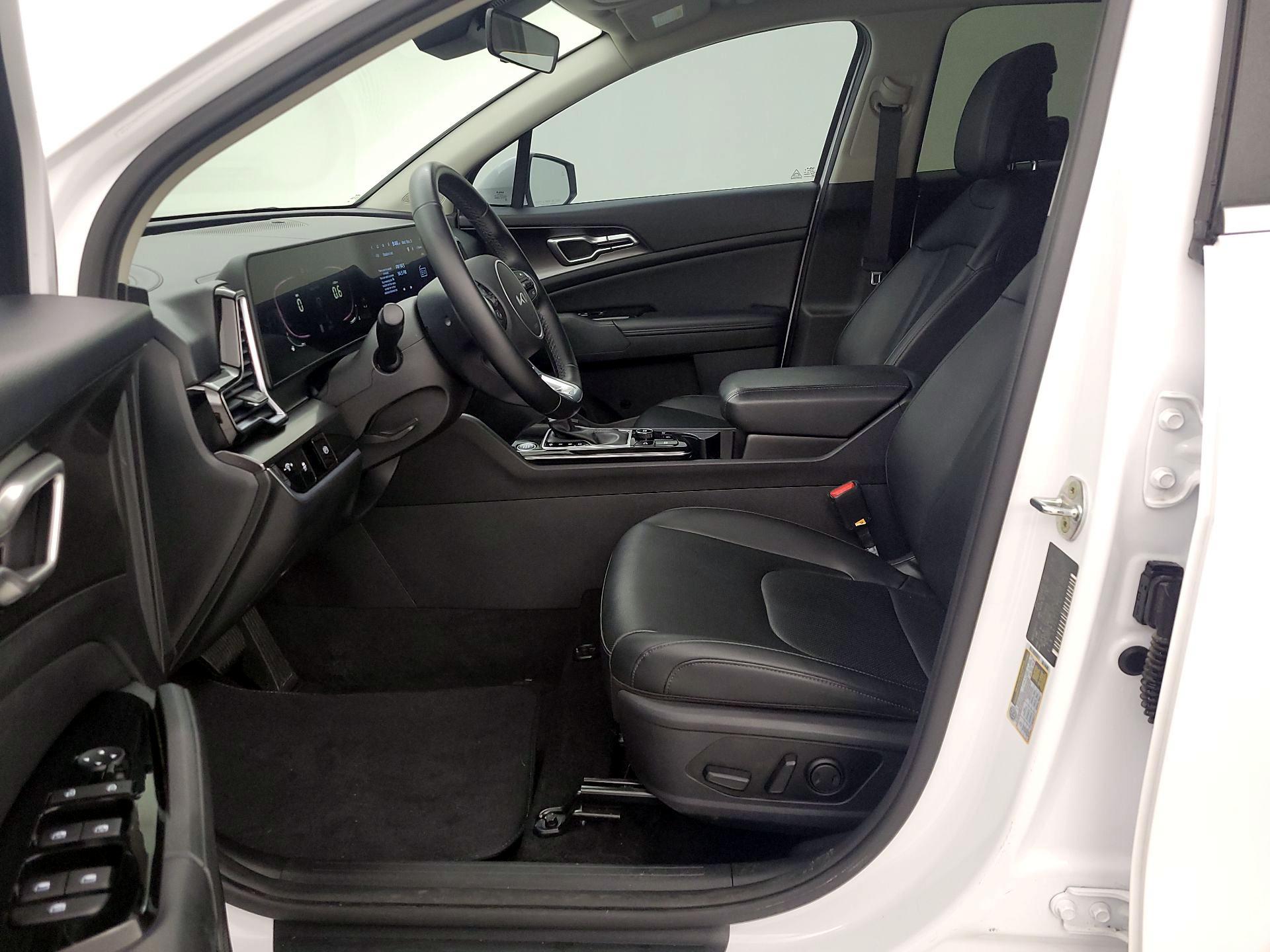 Thumbnail: 2023 Kia Sportage - 11