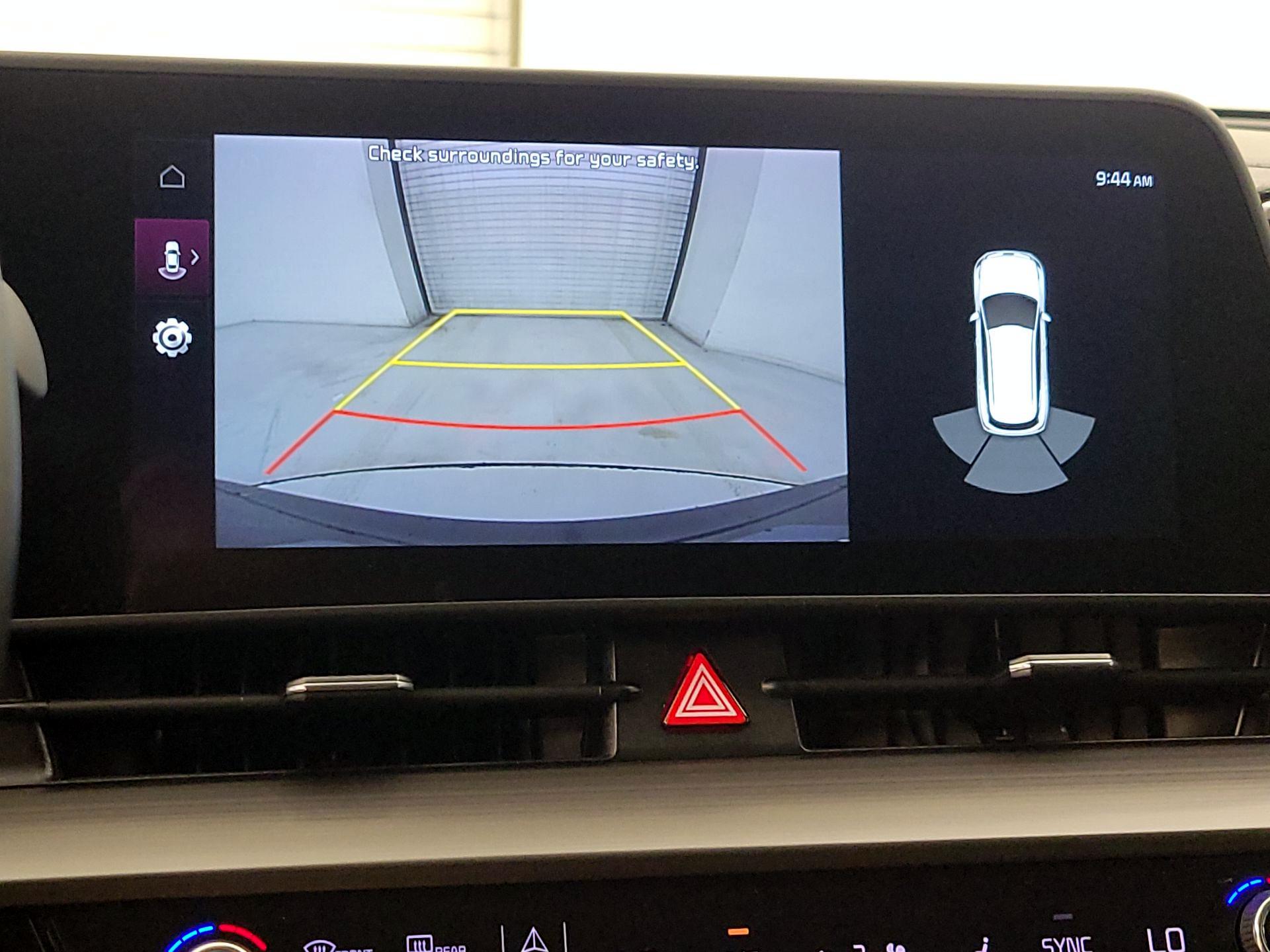 Thumbnail: 2023 Kia Sportage - 15