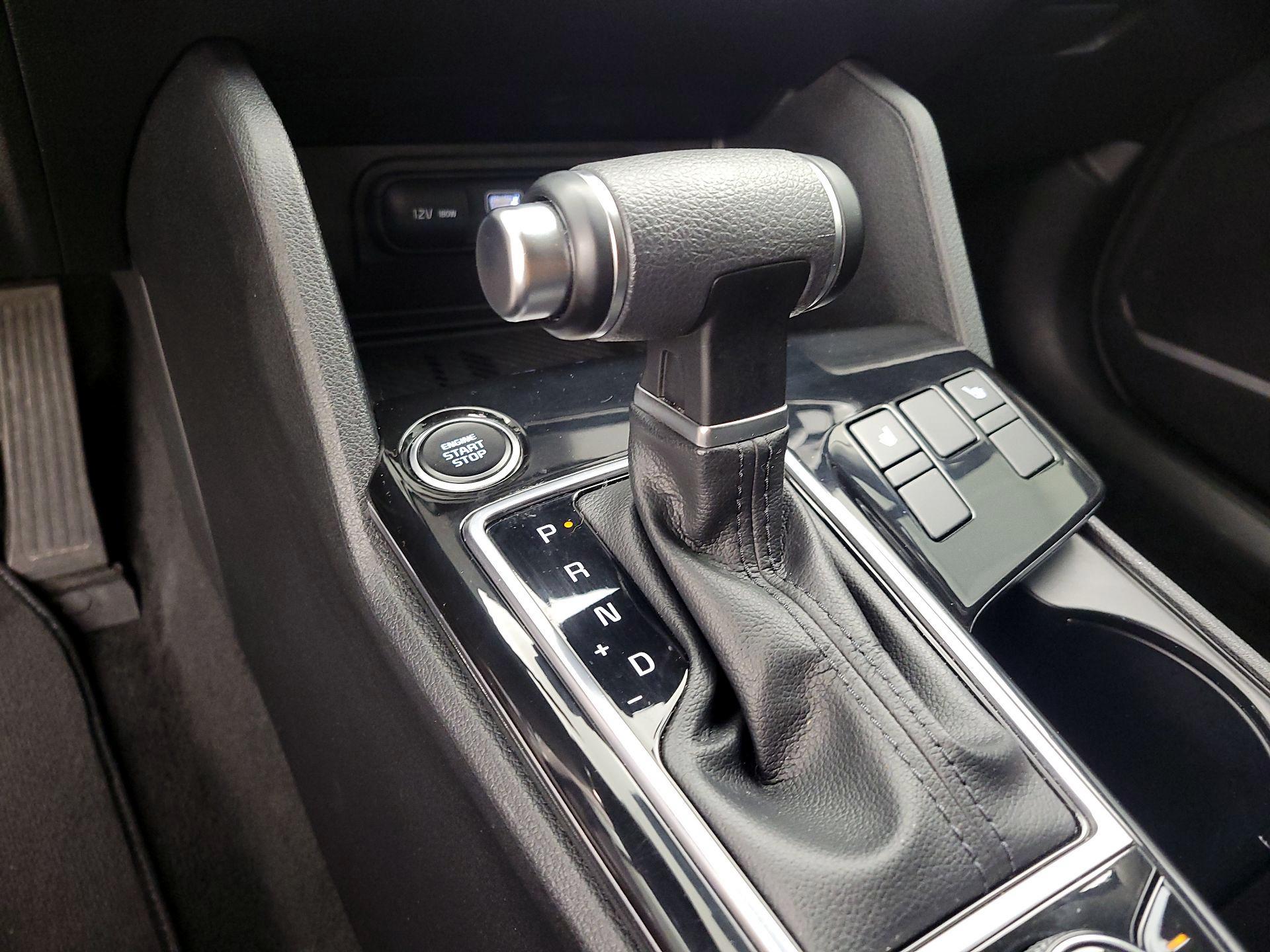 Thumbnail: 2023 Kia Sportage - 18