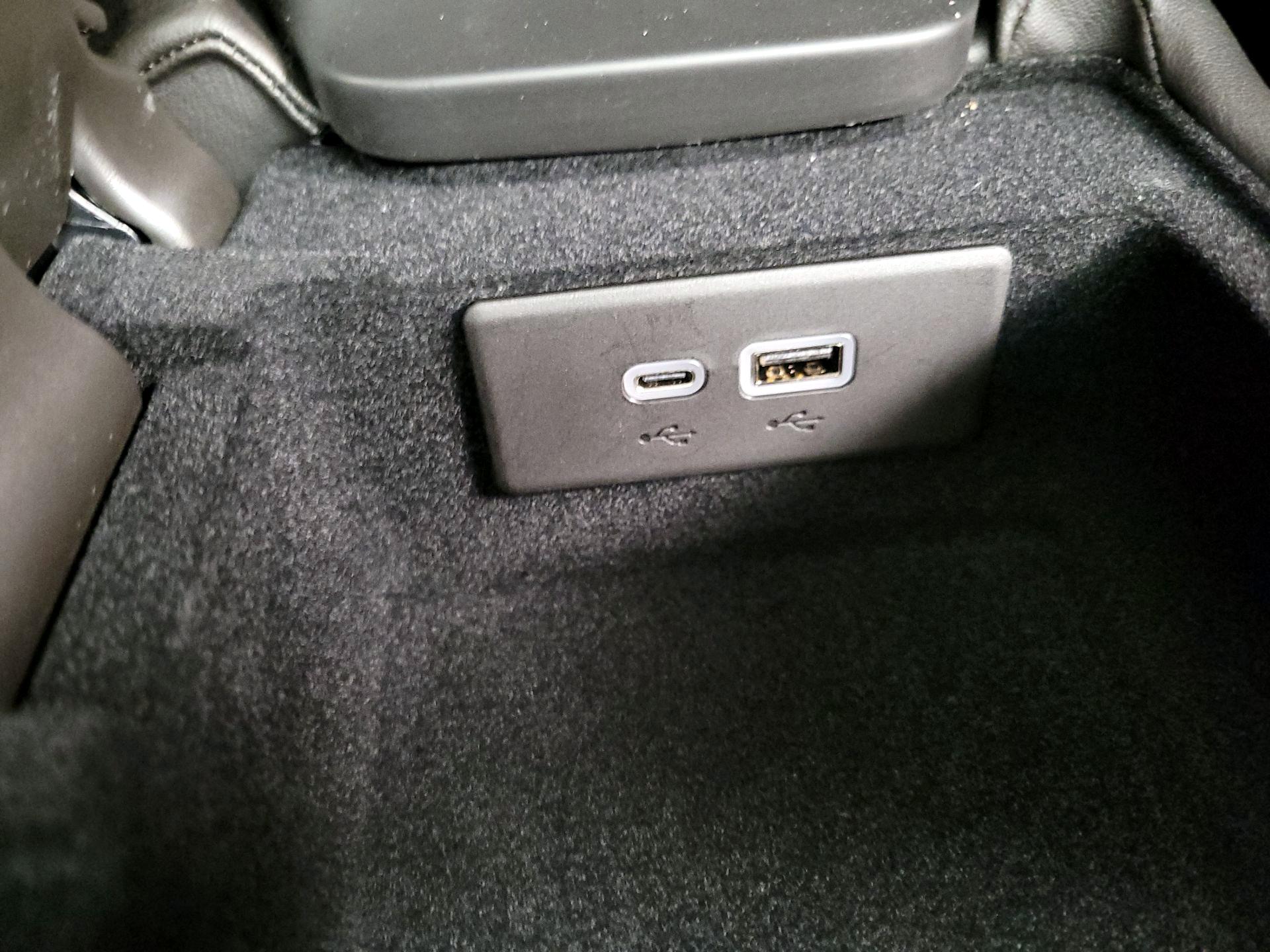 Thumbnail: 2025 Chevrolet Corvette - 19