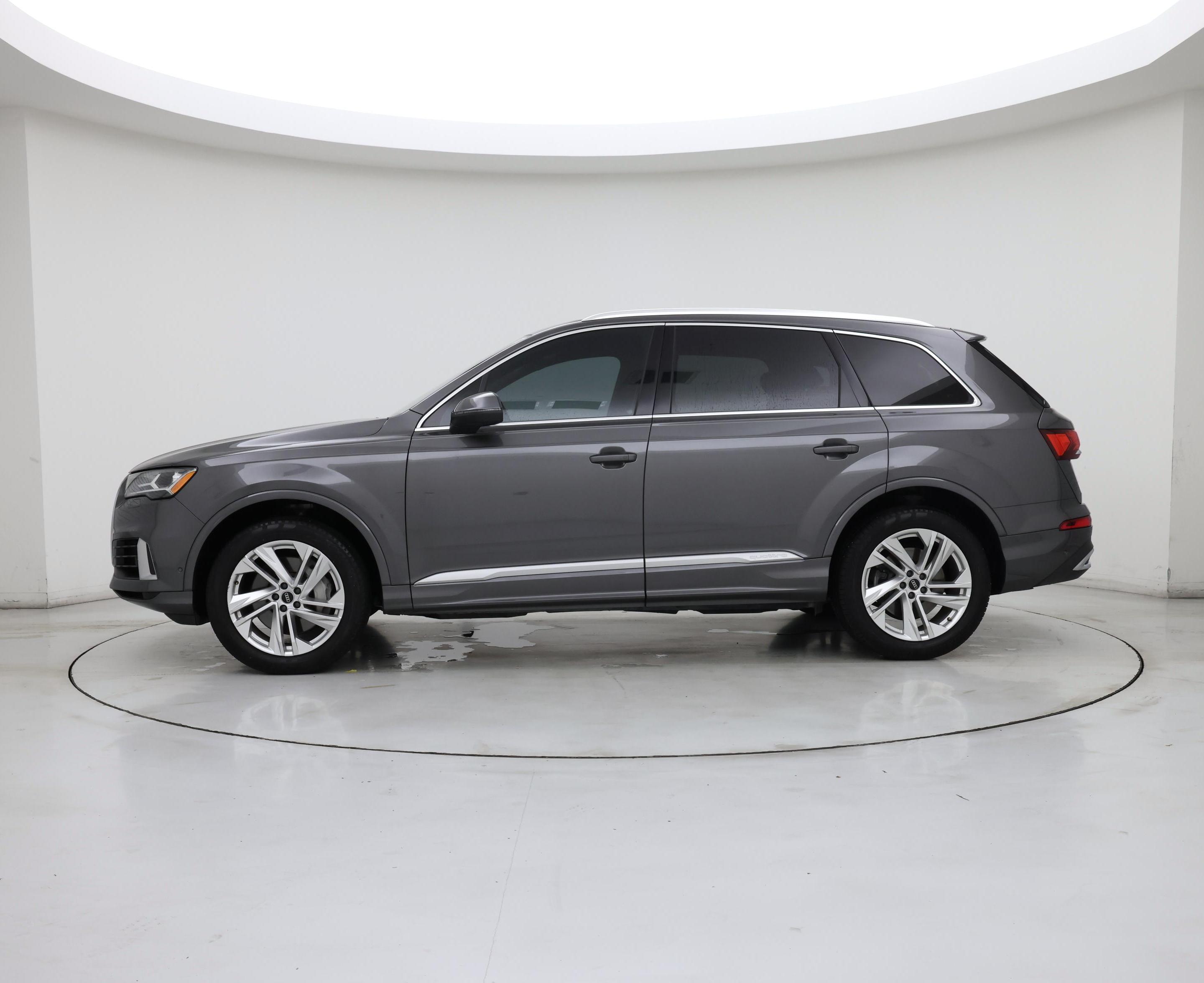 Thumbnail: 2021 Audi Q7 - 3