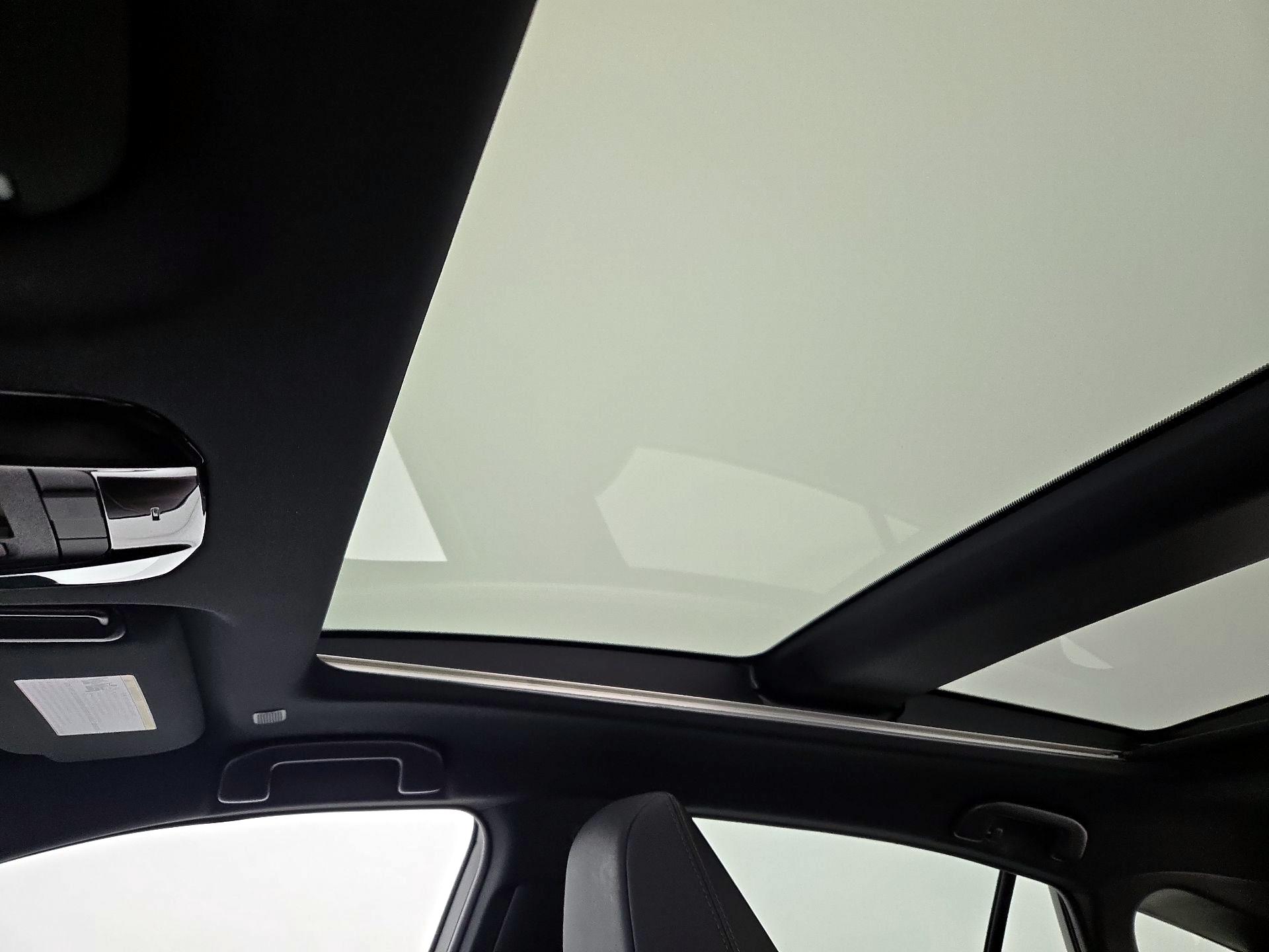 Thumbnail: 2024 Toyota Venza - 19